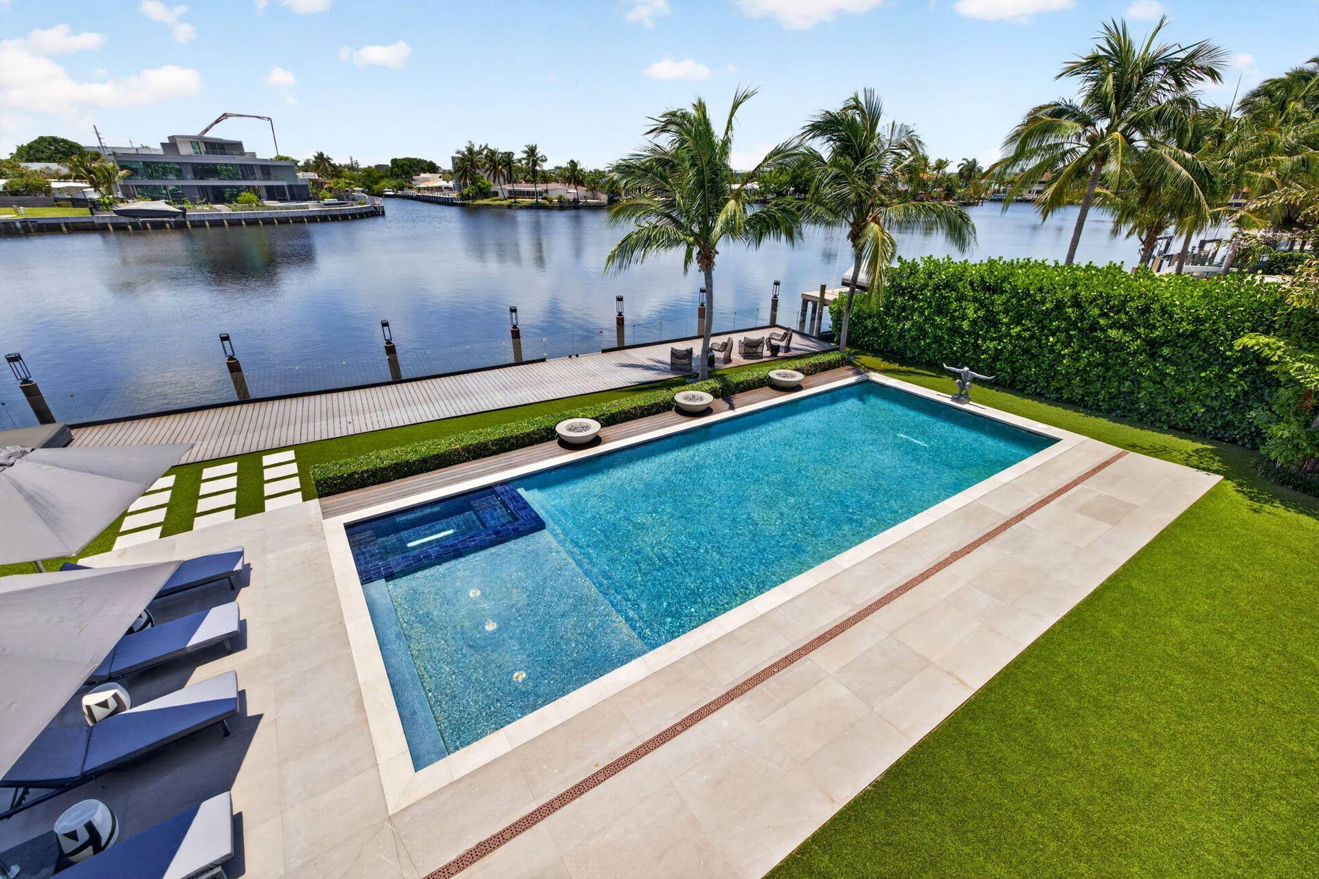 061 - Balcony Overlooking Pool & River
