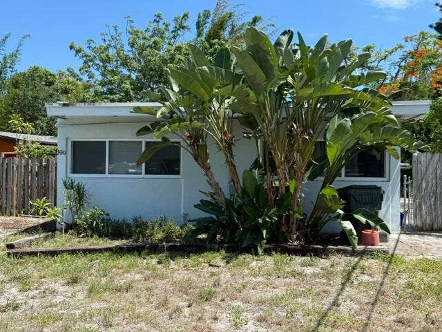 Property photo for 380 Manchester Street, Boca Raton, FL