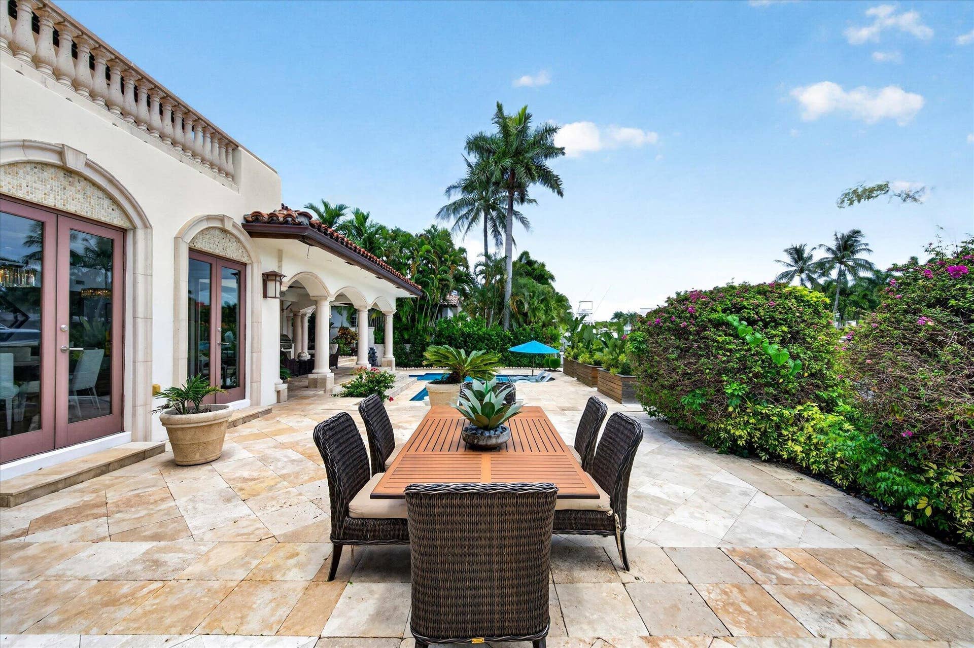 2740 NE 17th Street, Fort Lauderdale, FL 33305 74-2740-NE-17th-St-LPG