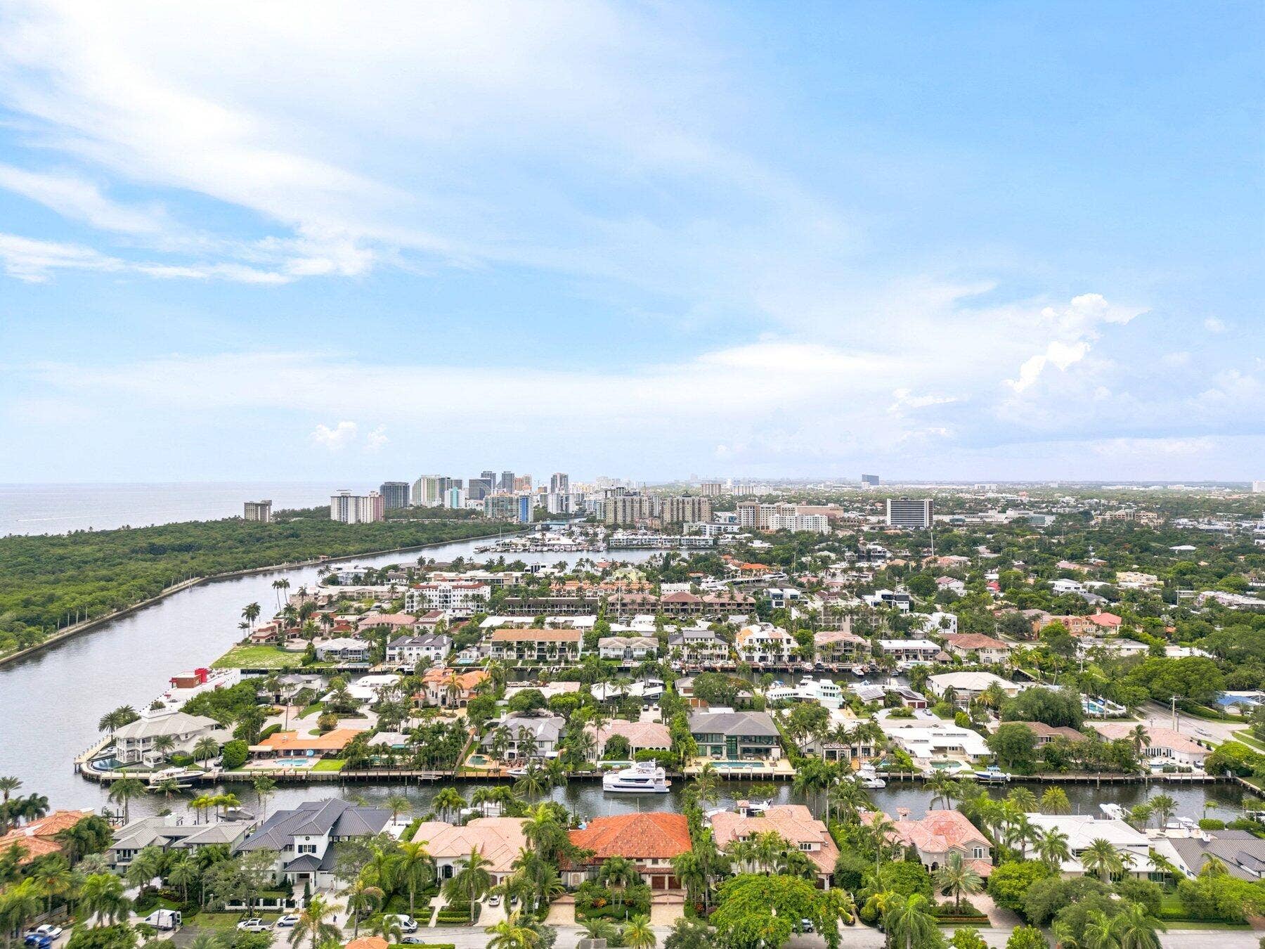 2740 NE 17th Street, Fort Lauderdale, FL 33305 002_00002_966