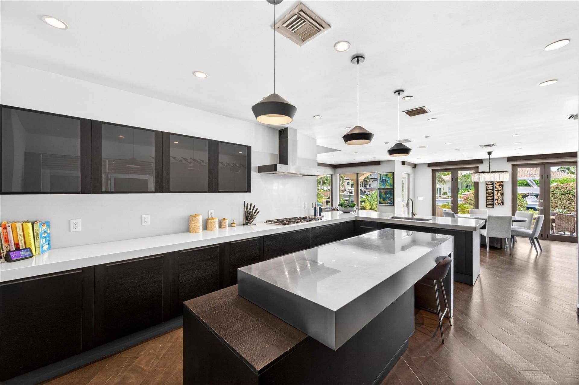 2740 NE 17th Street, Fort Lauderdale, FL 33305 31-2740-NE-17th-St-LPG