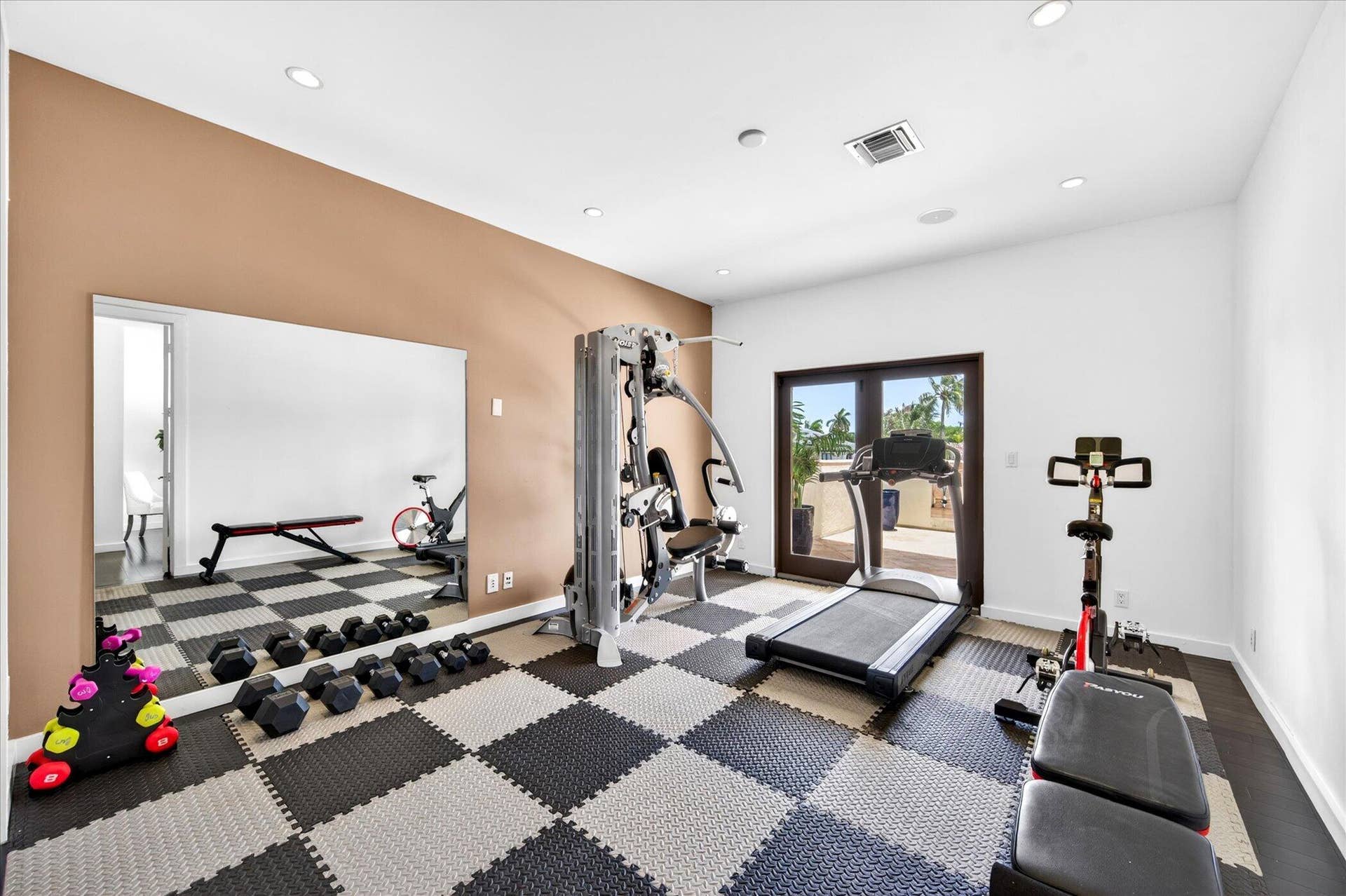 2740 NE 17th Street, Fort Lauderdale, FL 33305 62-2740-NE-17th-St-LPG