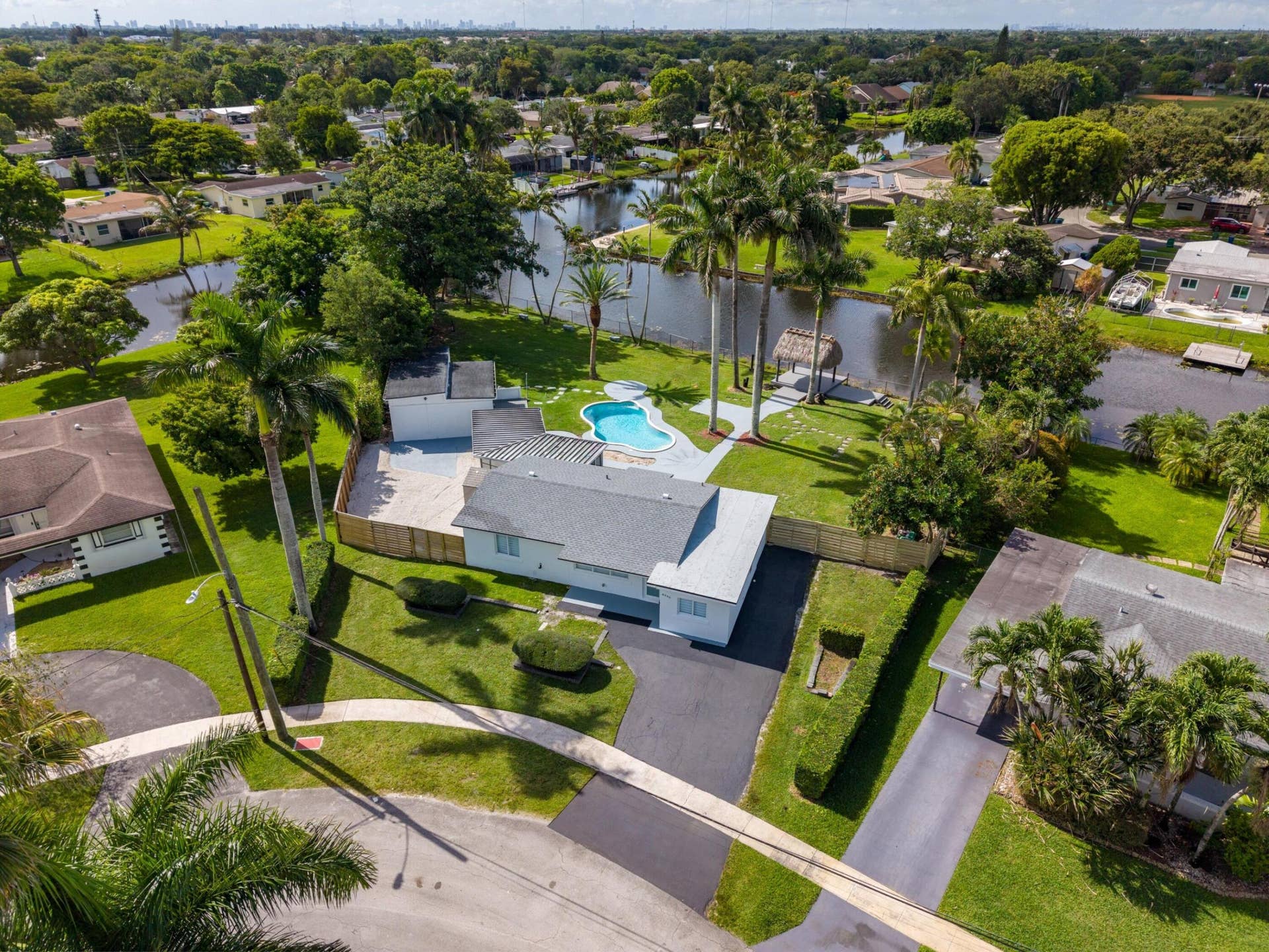 8946 SW 52nd Court, Cooper City, FL 33328 mrep_8946_SW_52_St_Cooper_City_Fl_-6