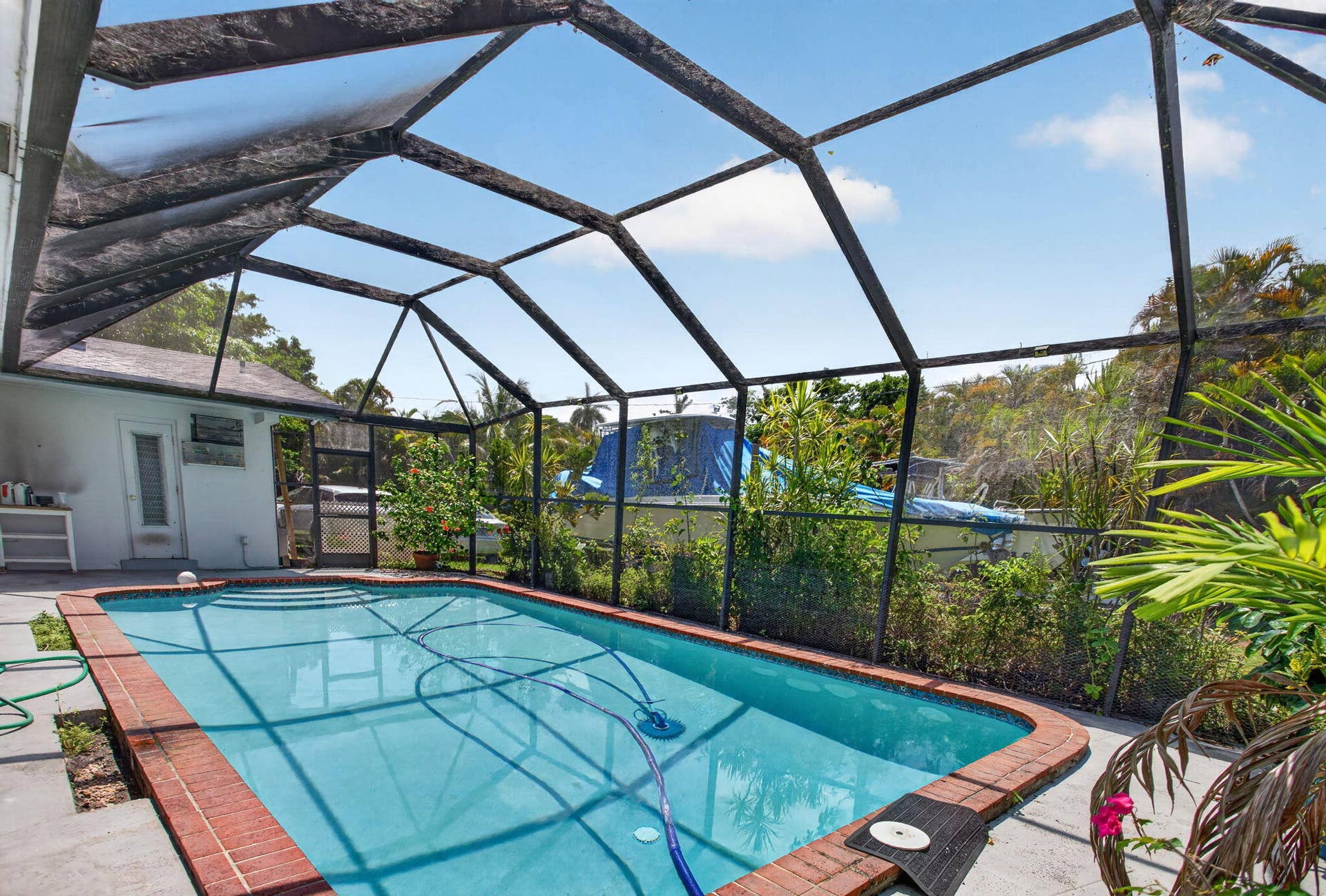 7501 NW 6th Street, Plantation, FL 33317 22-web-or-mls-7501-8920