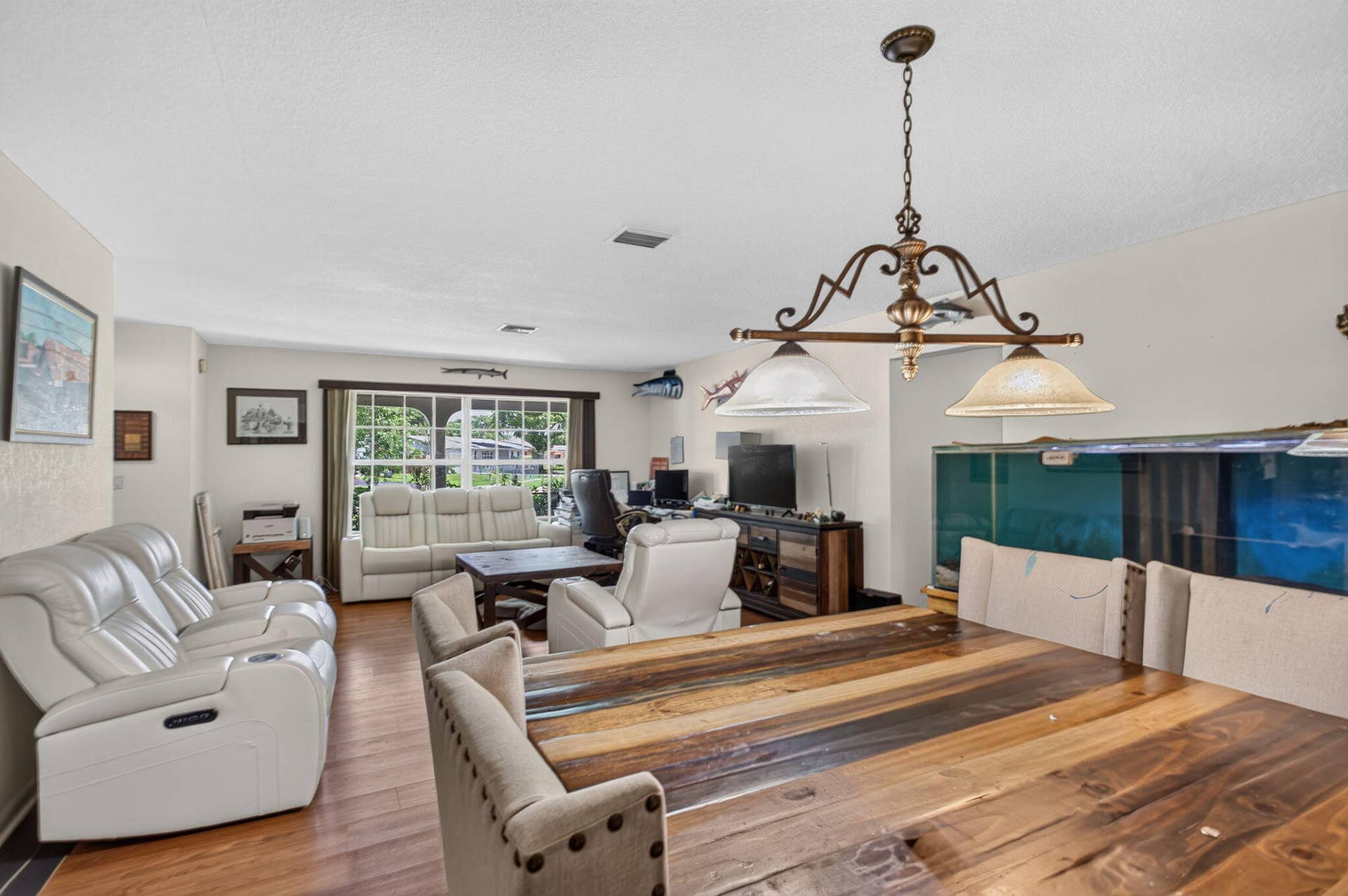 7501 NW 6th Street, Plantation, FL 33317 33-web-or-mls-7501-8975