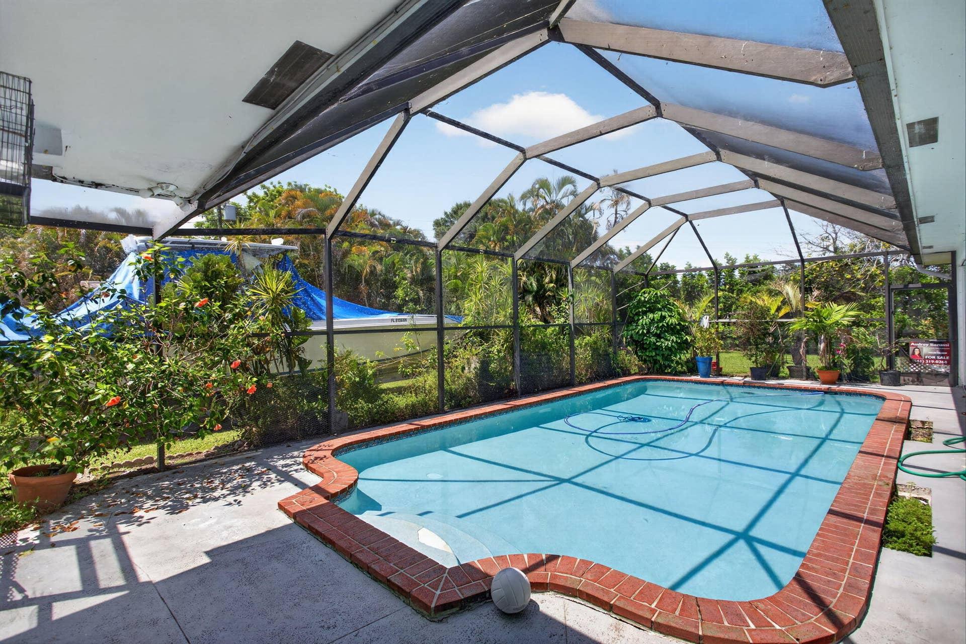 7501 NW 6th Street, Plantation, FL 33317 24-web-or-mls-7501-8932