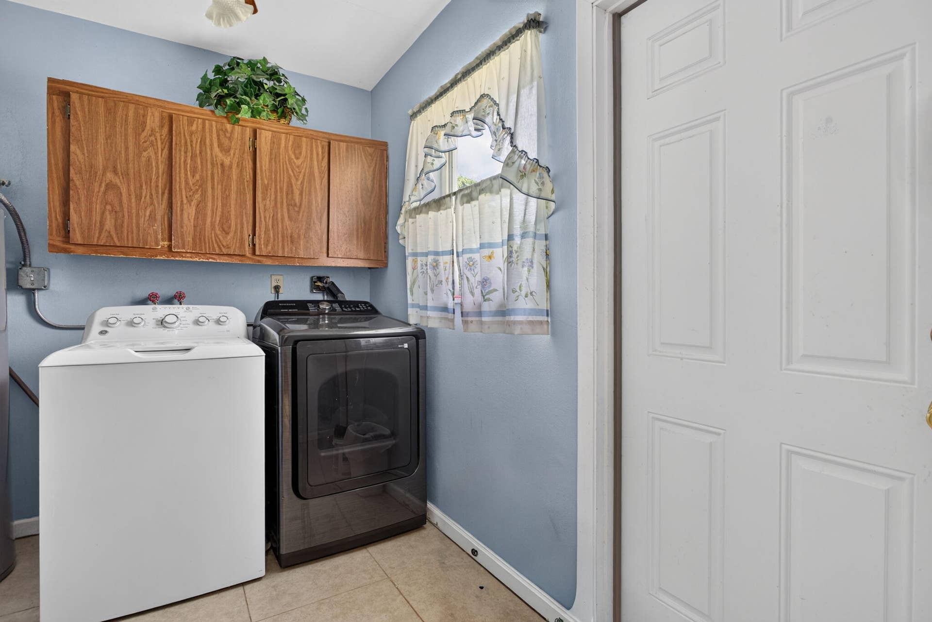 7501 NW 6th Street, Plantation, FL 33317 41-web-or-mls-7501-9015