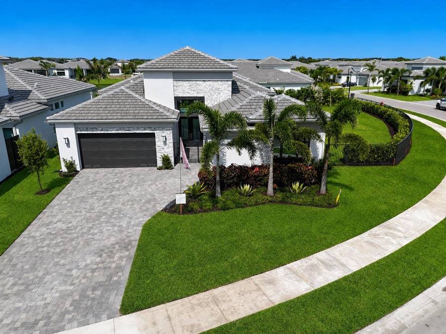 Property photo for 9062 Corsican Finch Court, Boynton Beach, FL