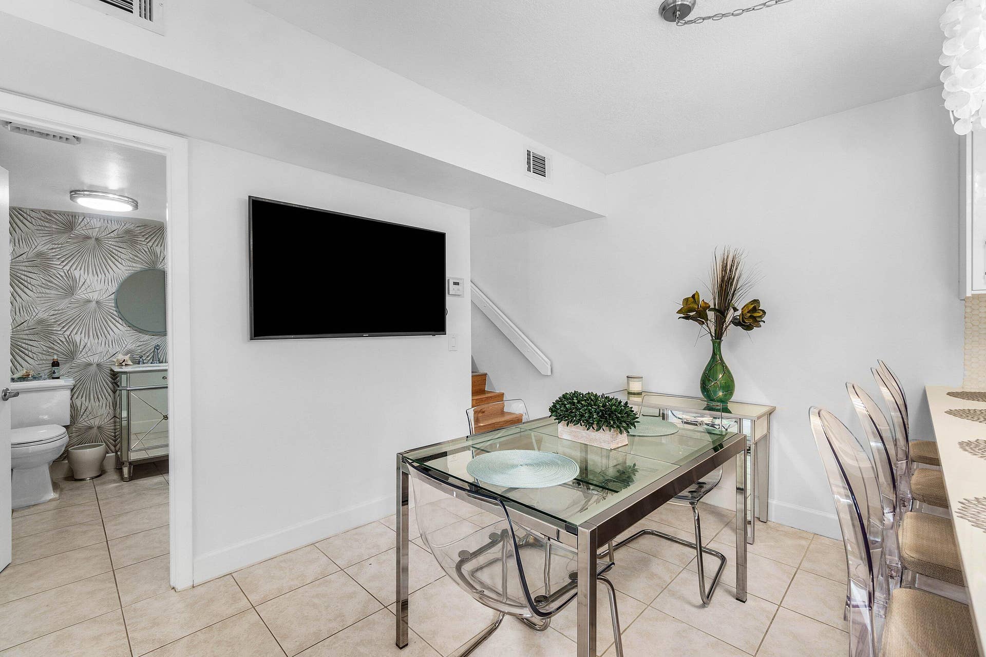 8122 Thames Boulevard, #C, Boca Raton, FL 33433 Dining area