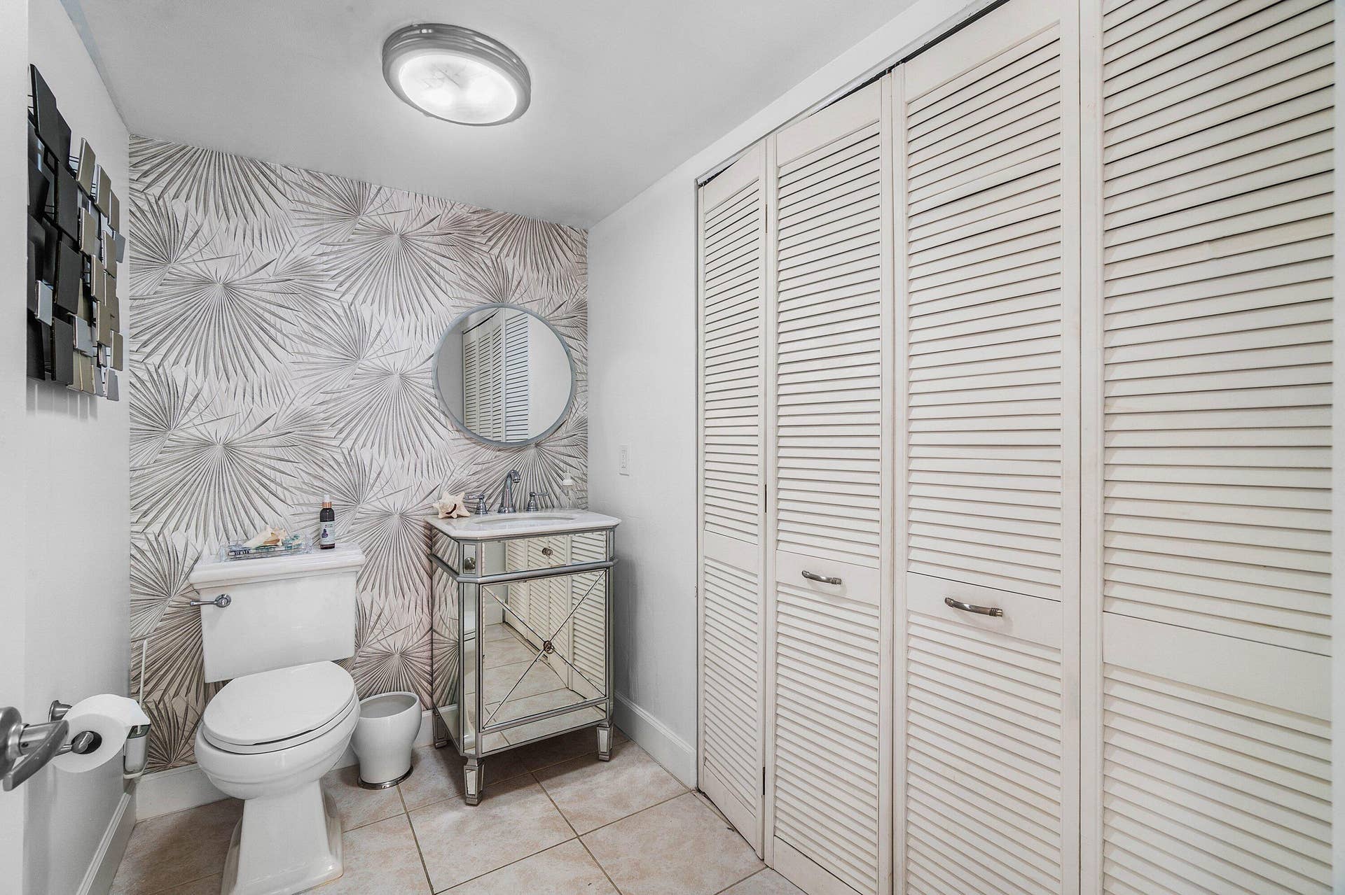 8122 Thames Boulevard, #C, Boca Raton, FL 33433 Half Bath & Laundry