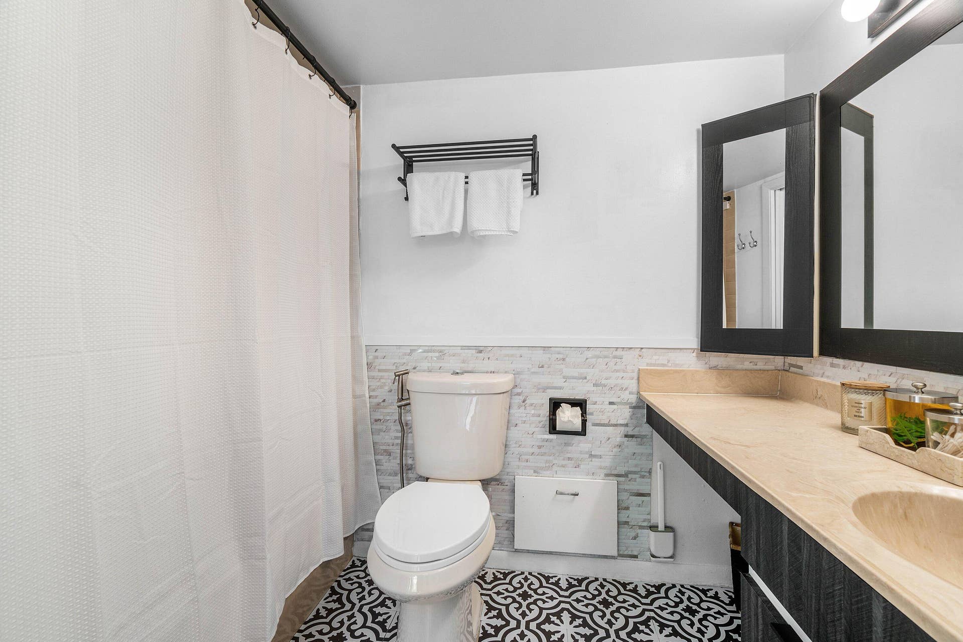 8122 Thames Boulevard, #C, Boca Raton, FL 33433 Primary Bathroom