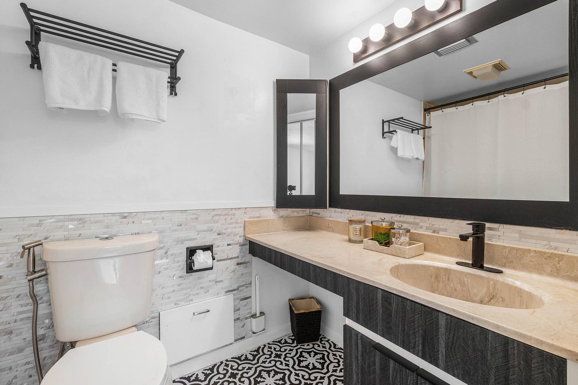 8122 Thames Boulevard, #C, Boca Raton, FL 33433 primary Bathroom