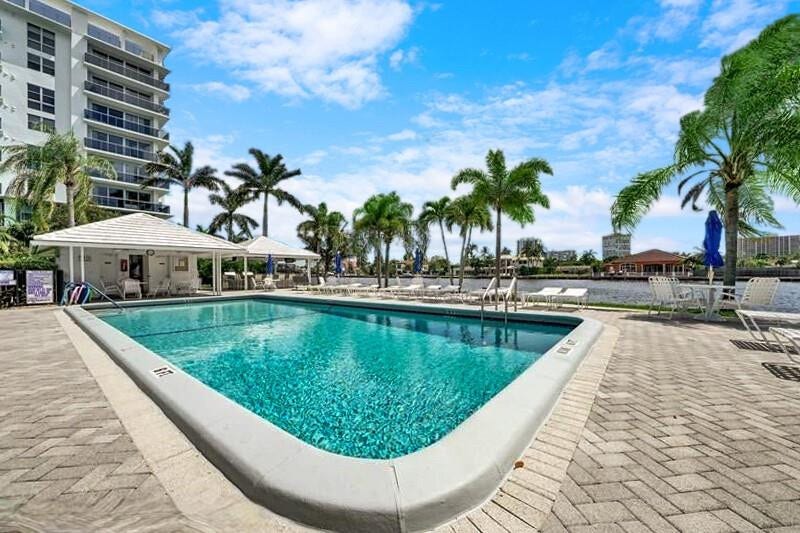6213 Bay Club Drive, #4, Fort Lauderdale, Fort Lauderdale, FL 33308 Pool overlooking Intracoastal