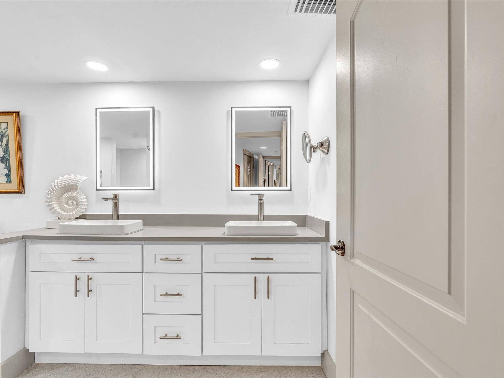 Modern Bath