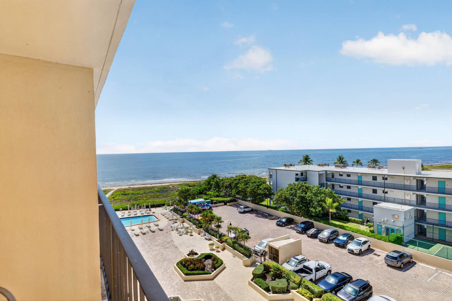 W I D E View from balcony