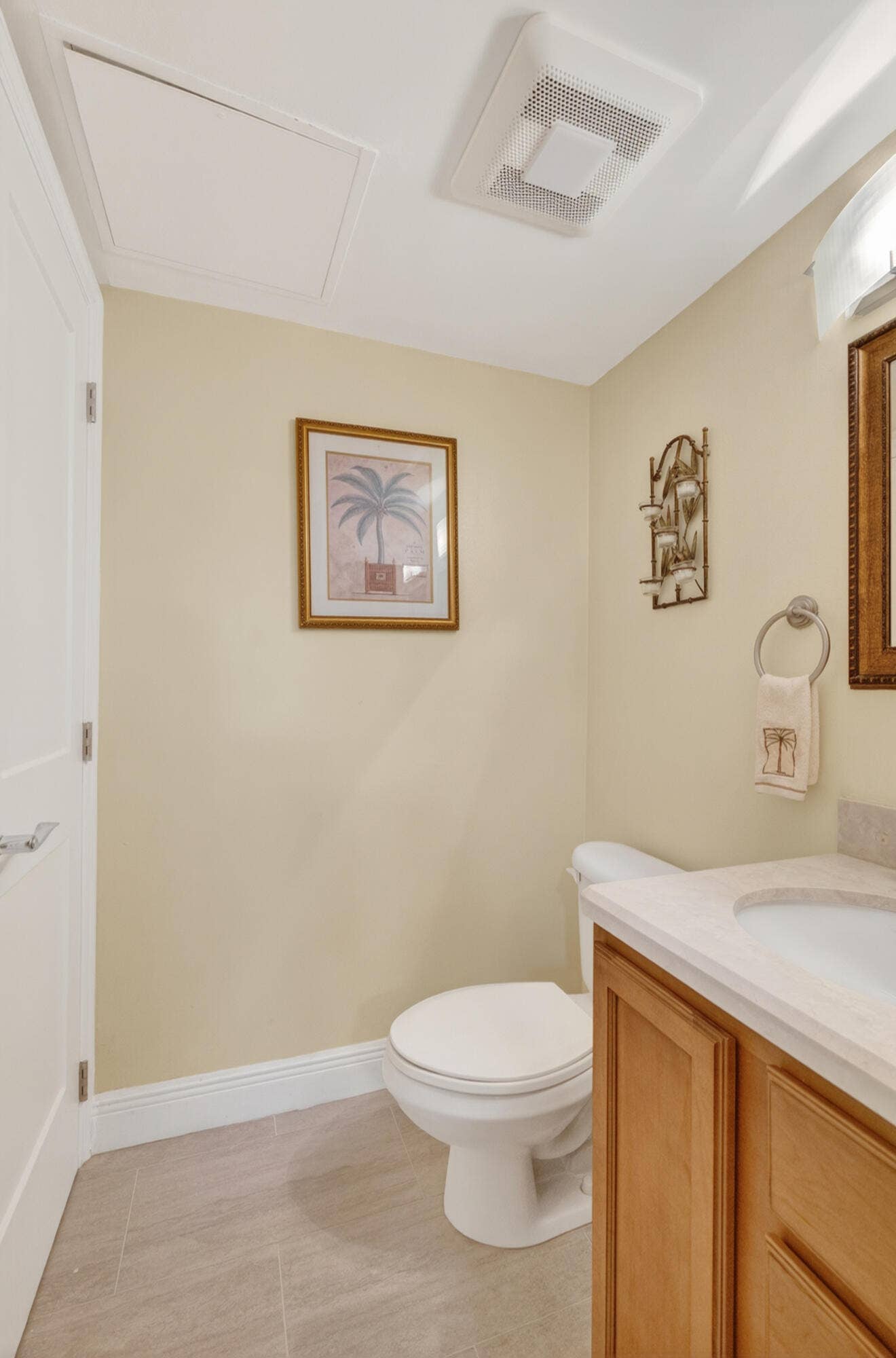 1900 S Ocean Boulevard, #6a, Lauderdale By The Sea, FL 33062 Half Bath