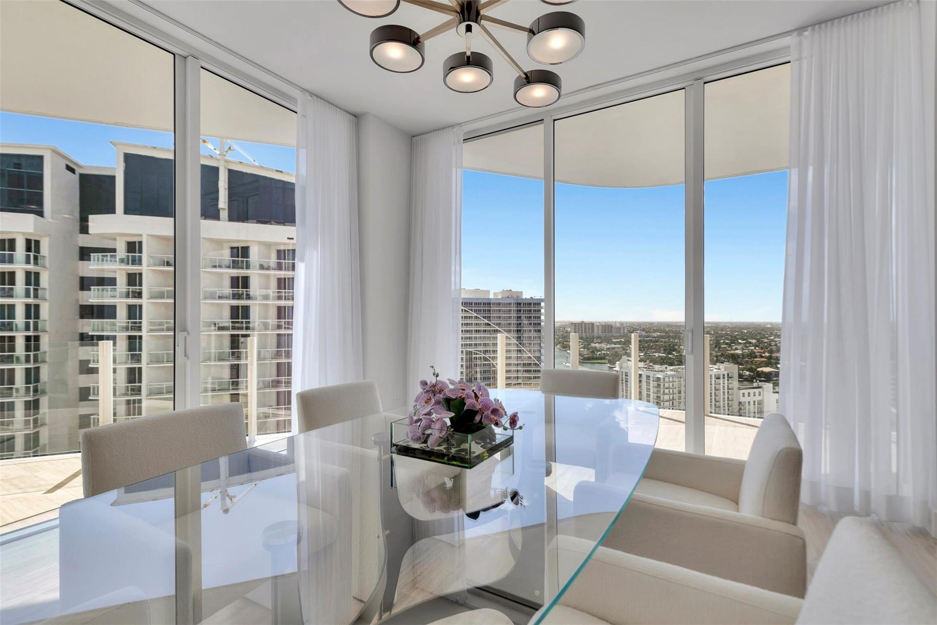 525 N Fort Lauderdale Beach Boulevard, #1903, Fort Lauderdale, FL 33304 Photo 18