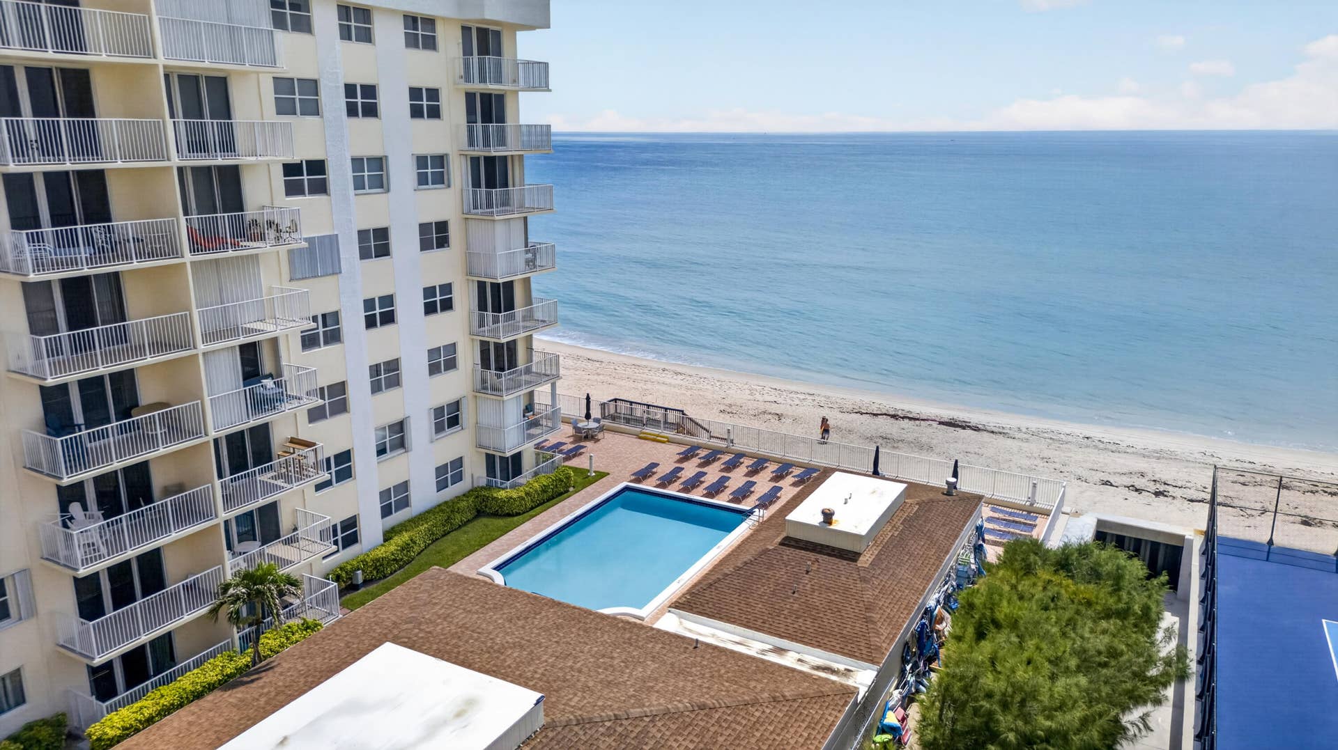 3540 S Ocean Boulevard, #208, South Palm Beach, South Palm Beach, FL 33480 Oceanfront