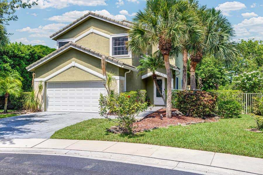 Property photo for 8020 NW 70th Avenue, Parkland, FL