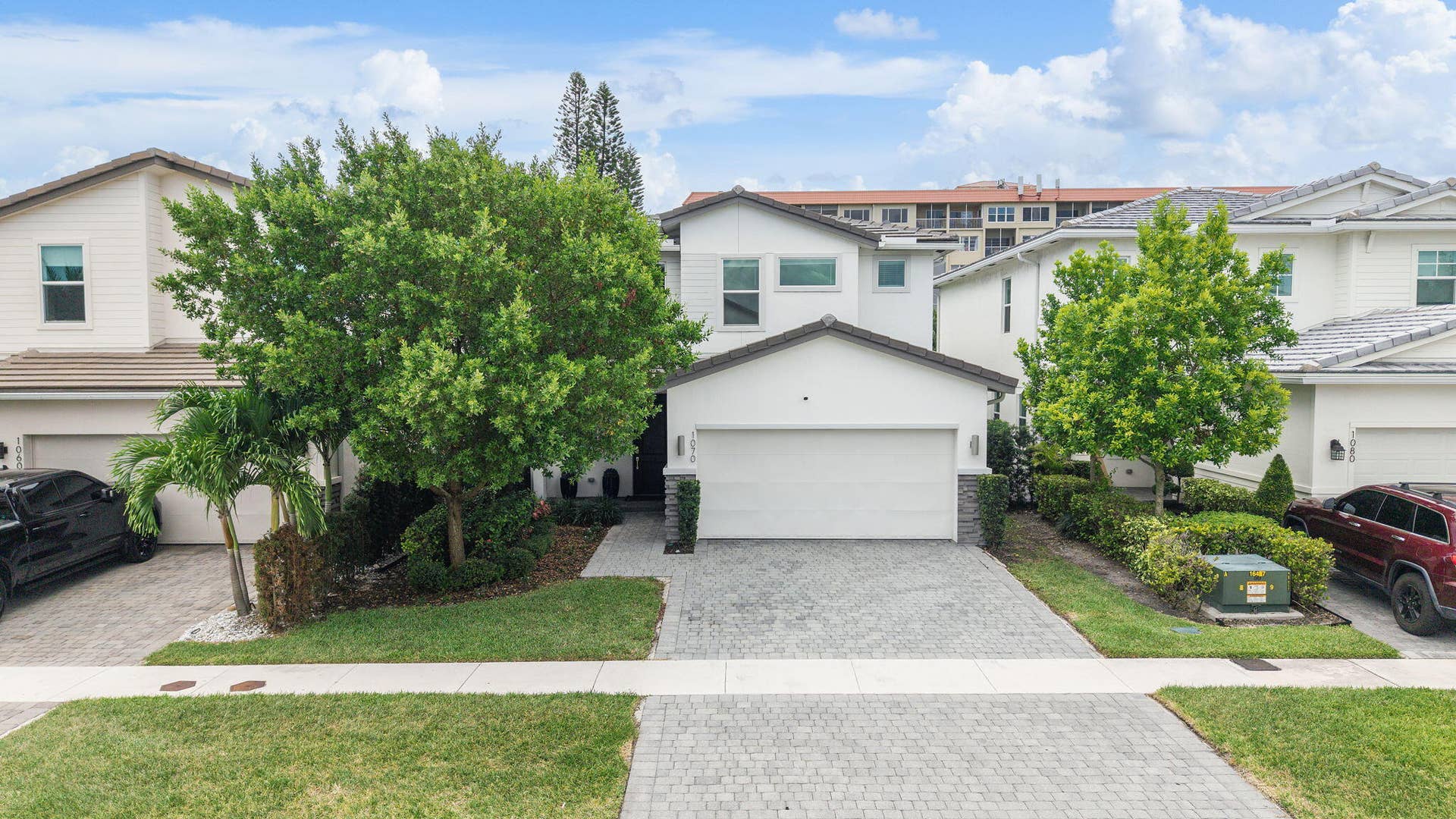 1070 Veleiros Boulevard, Deerfield Beach, FL 33064 Welcome Home!