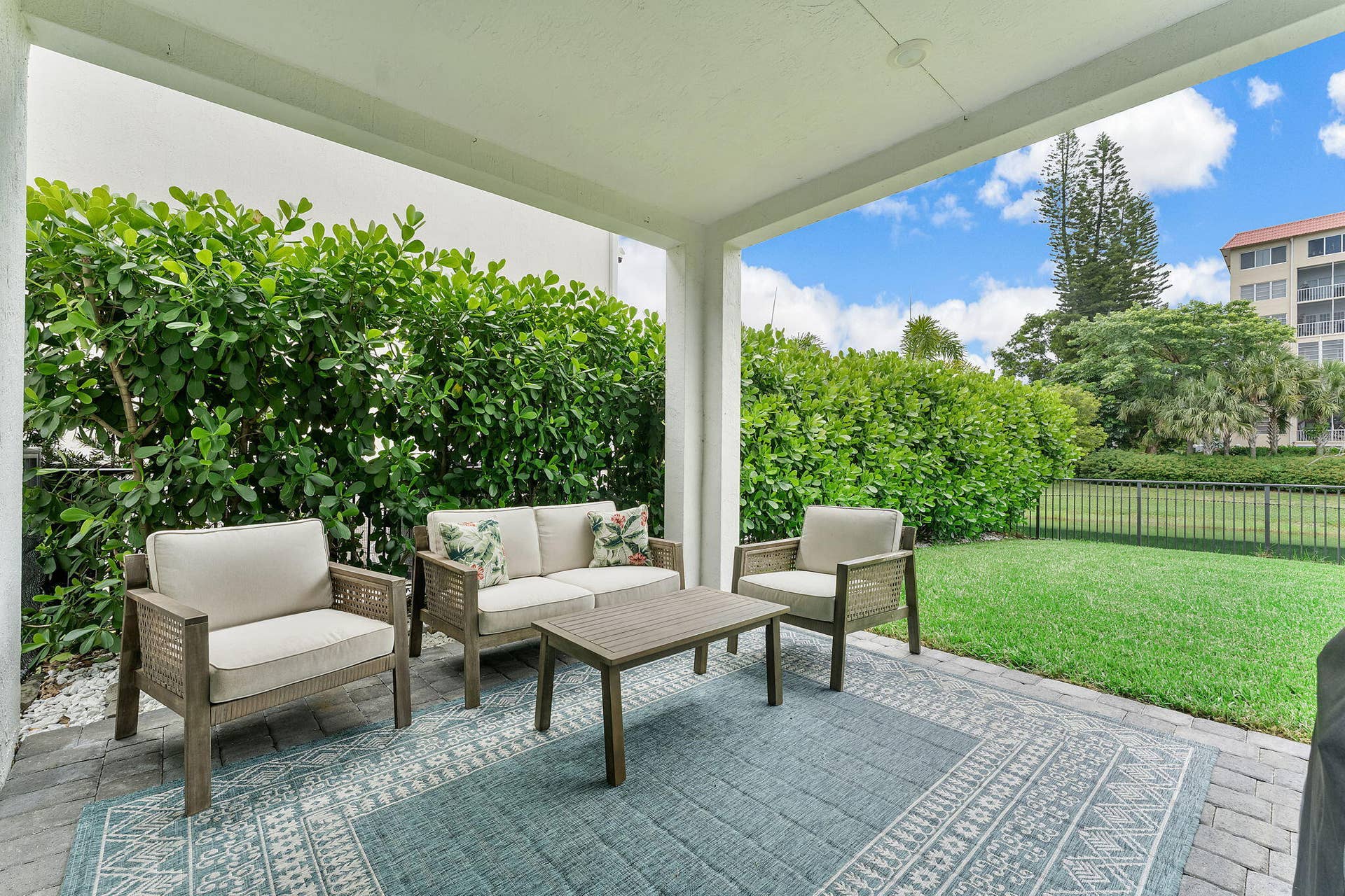 1070 Veleiros Boulevard, Deerfield Beach, FL 33064 Patio