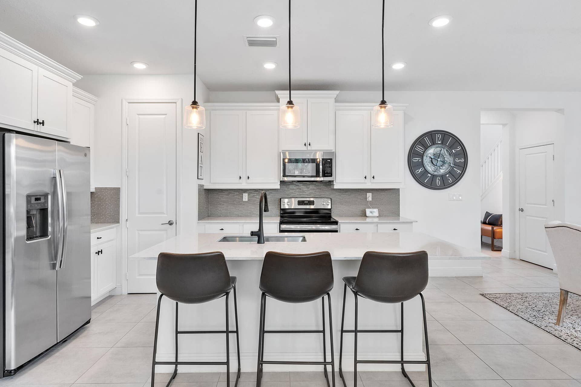 1070 Veleiros Boulevard, Deerfield Beach, FL 33064 Kitchen