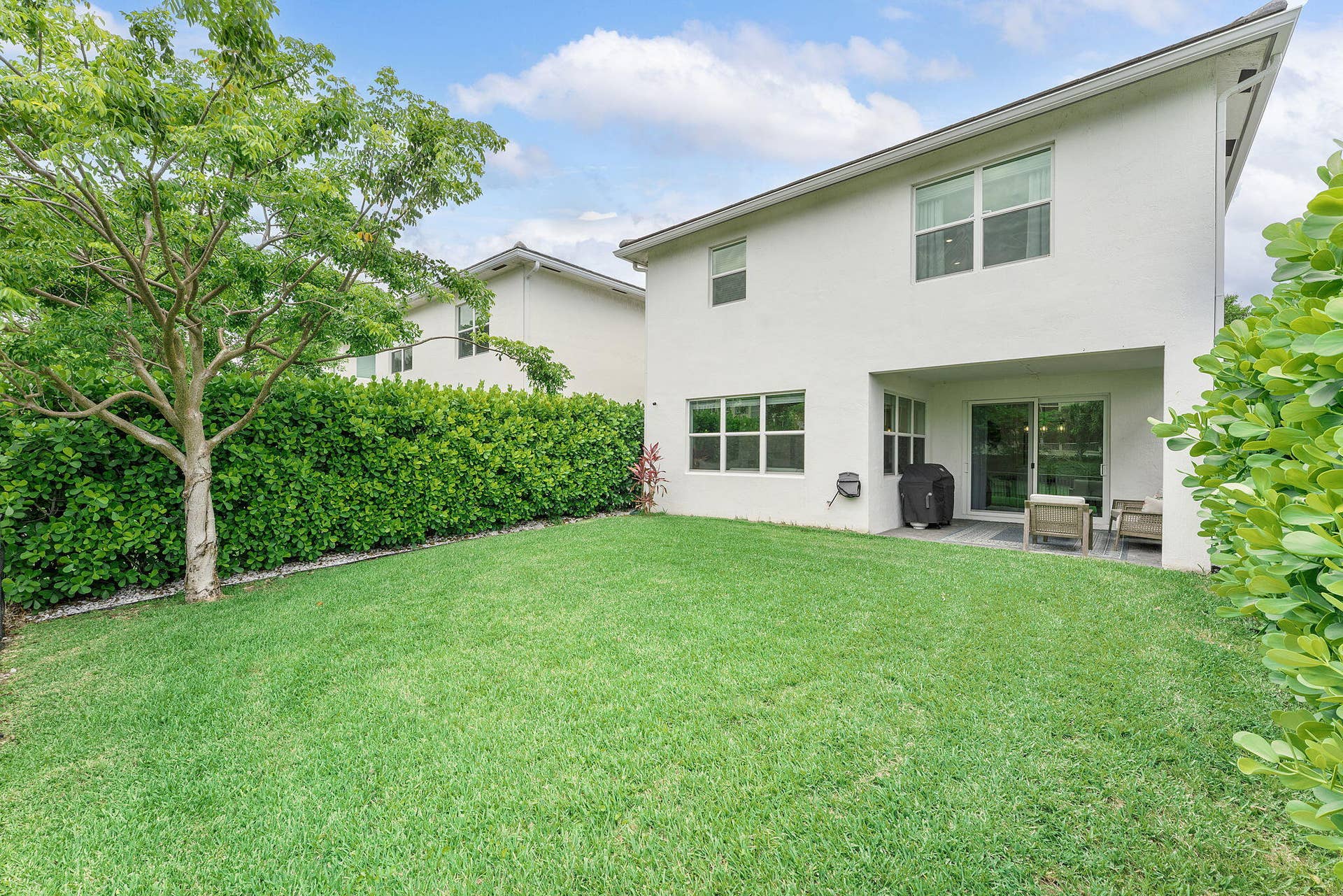 1070 Veleiros Boulevard, Deerfield Beach, FL 33064 Room for a Pool!