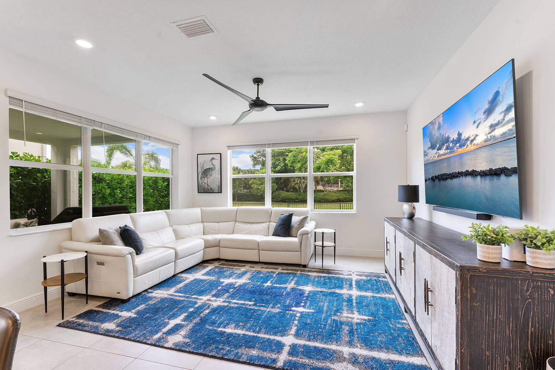 1070 Veleiros Boulevard, Deerfield Beach, FL 33064 Living Room