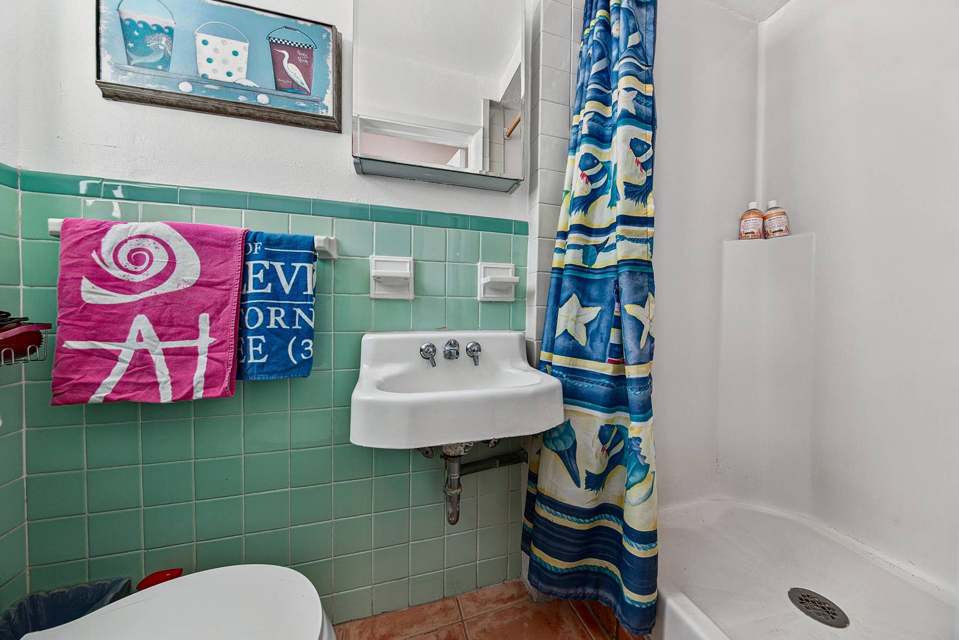 2/2 bathroom 2