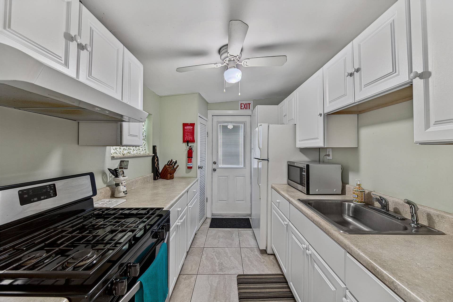 2/2 kitchen