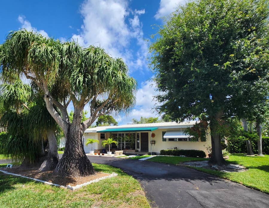 Property photo for 111 SE 7th Street, Pompano Beach, FL