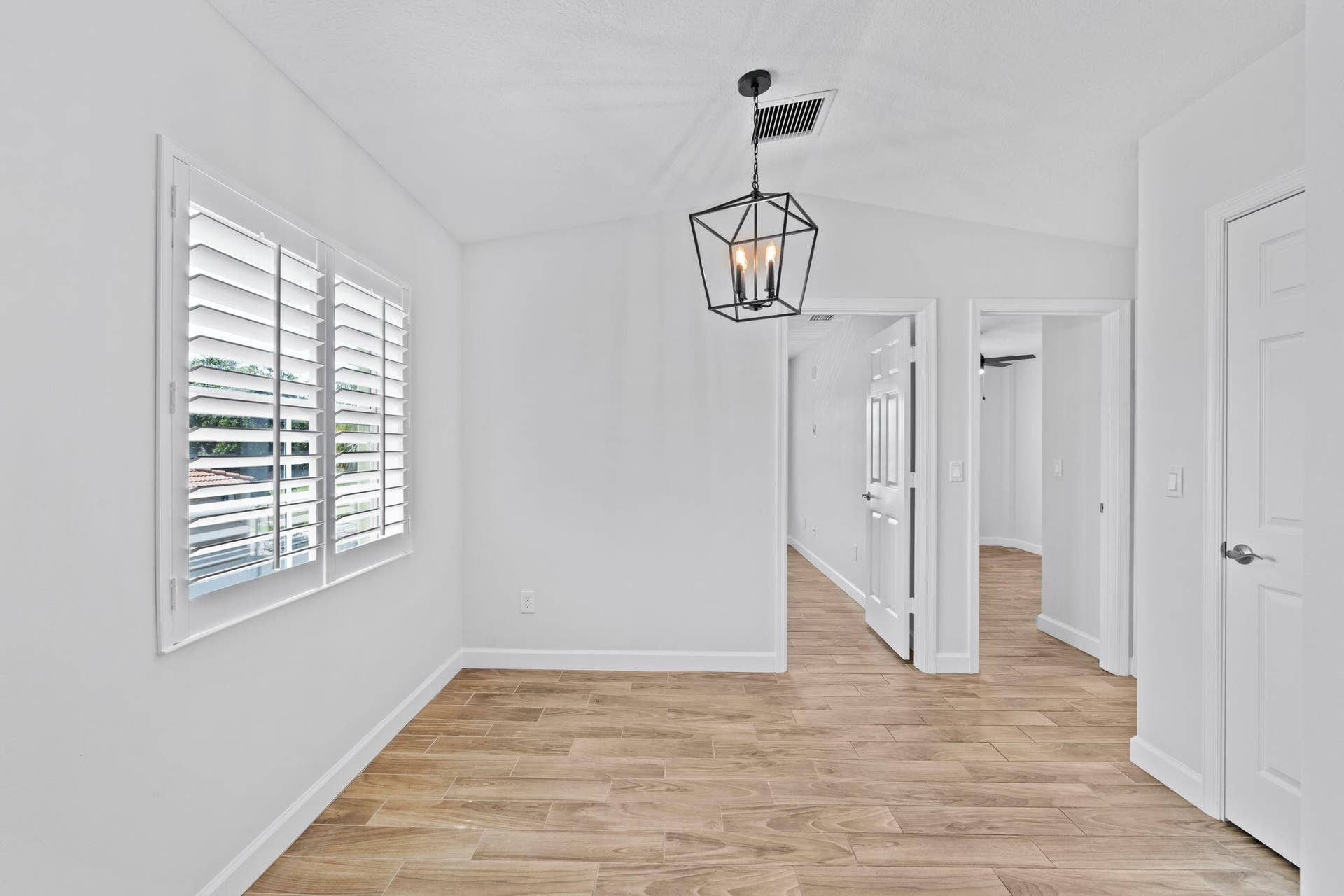 7-web-or-mls-A7406919