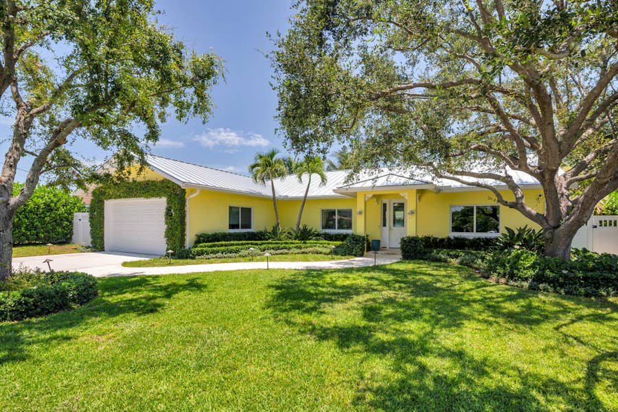 Property photo for 1140 Lake Clarke Drive, West Palm Beach, FL