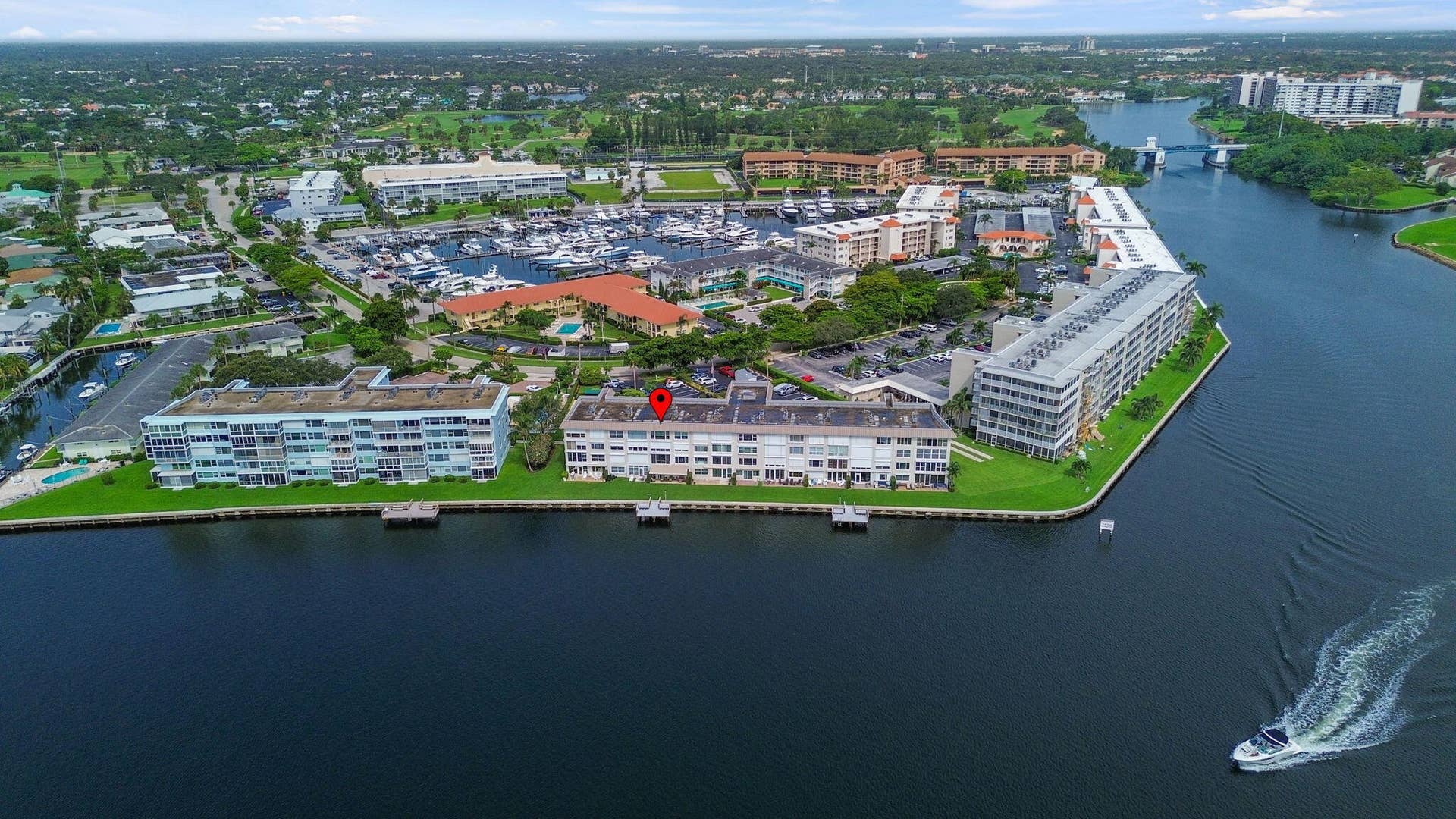 52 Yacht Club Drive, #103, North Palm Beach, FL 33408 52 Yacht Club Dr 103 North Palm Beach (1