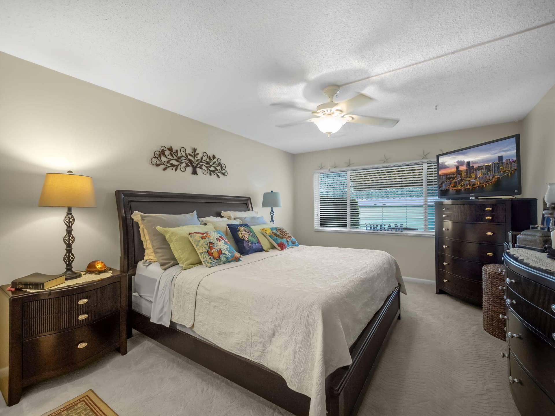 52 Yacht Club Drive, #103, North Palm Beach, FL 33408 52 Yacht Club Dr 103 North Palm Beach (5