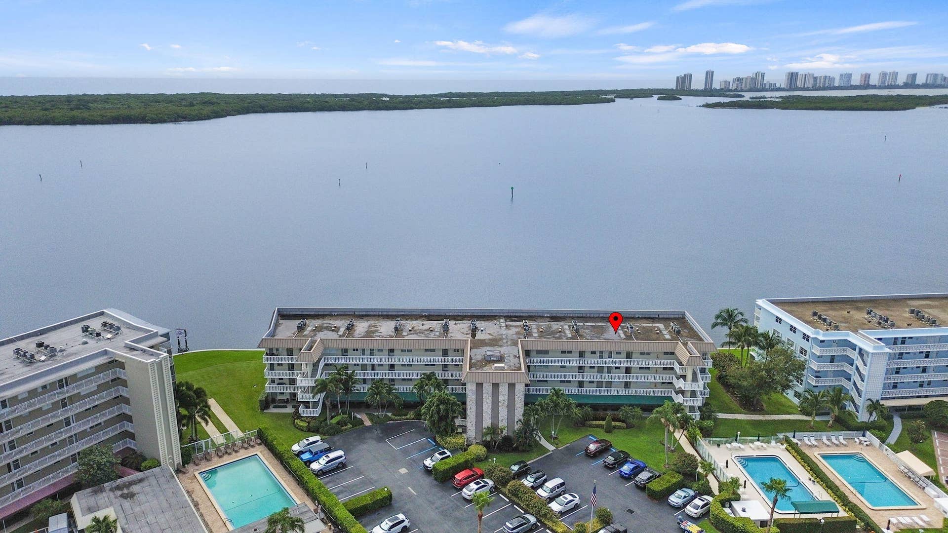 52 Yacht Club Drive, #103, North Palm Beach, FL 33408 52 Yacht Club Dr 103 North Palm Beach (1