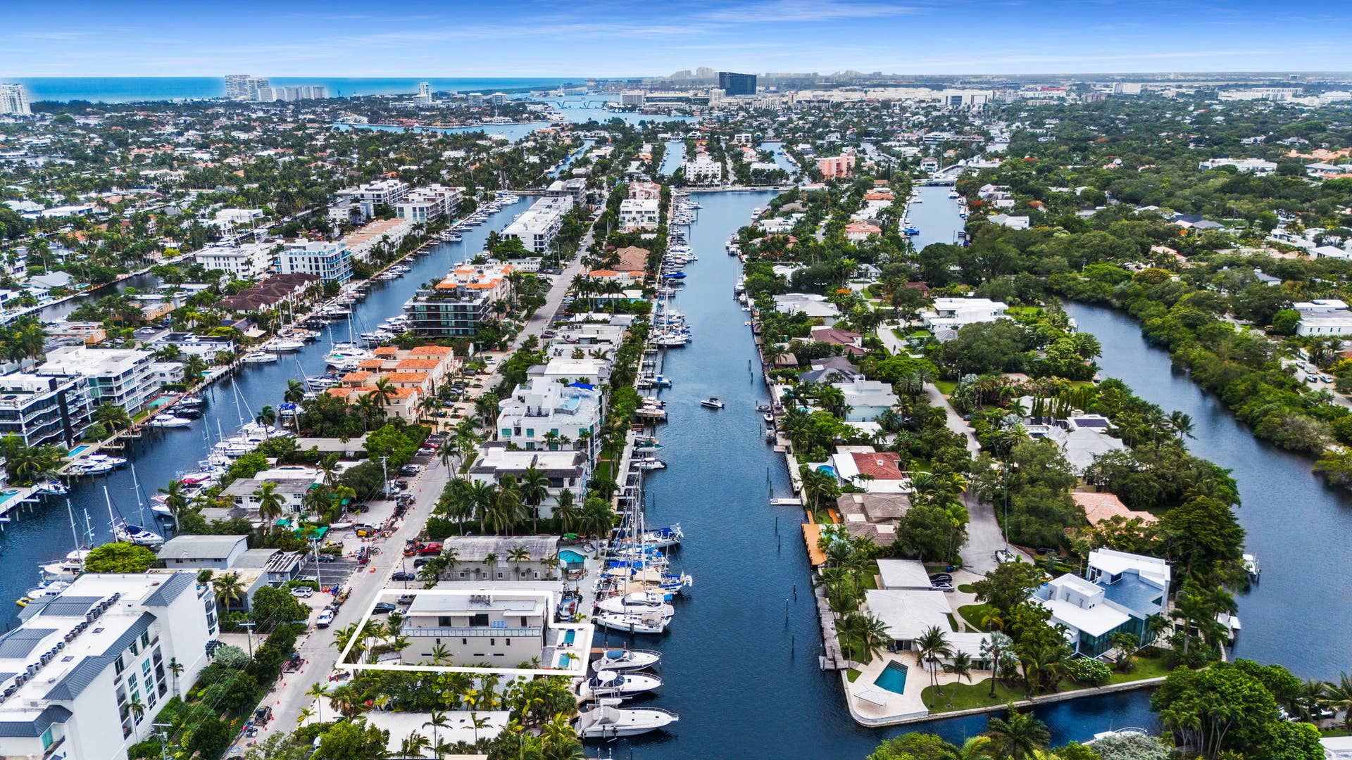 321 Hendricks Isle, Fort Lauderdale, FL 33301 l11