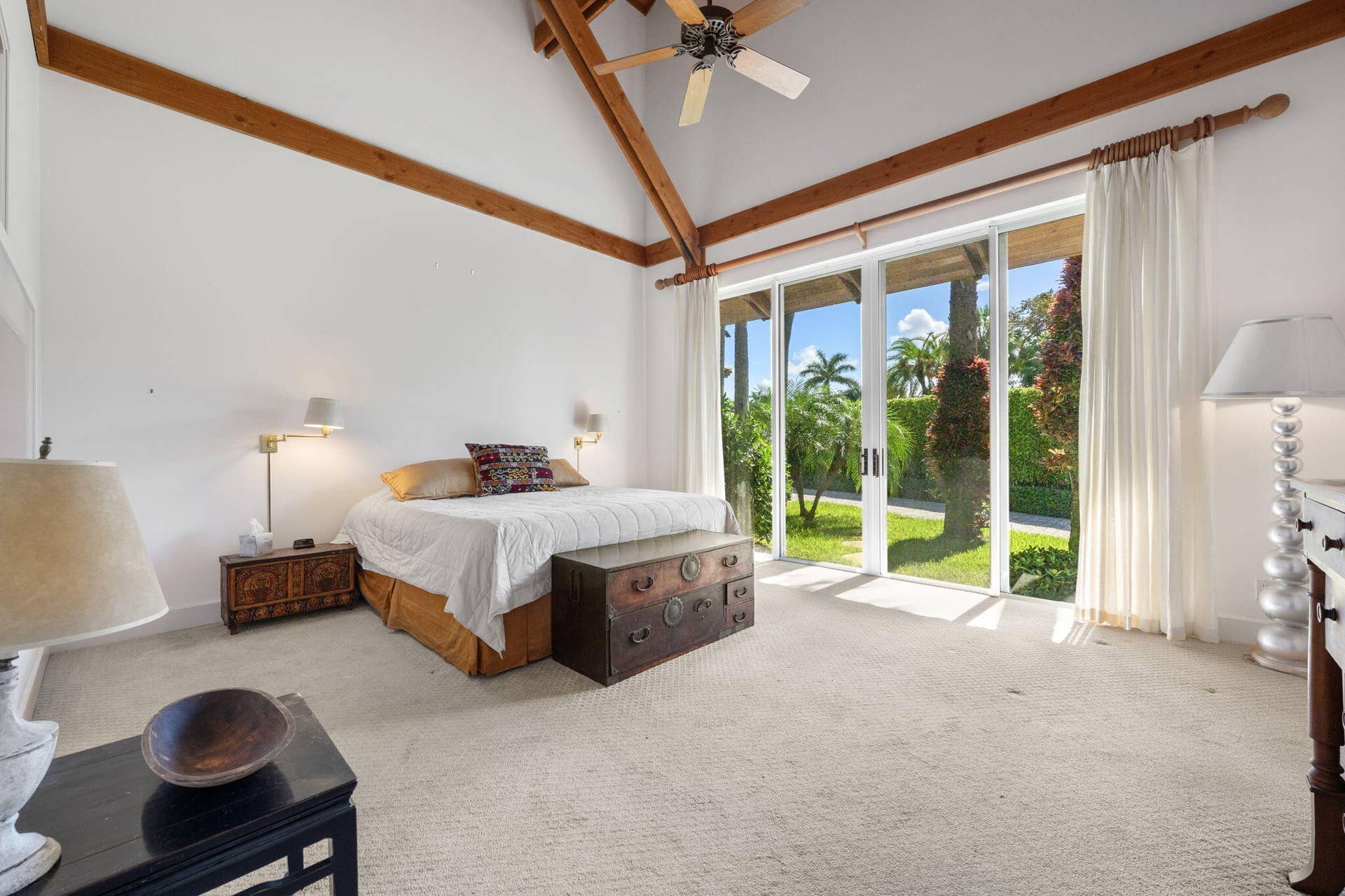 6 La Costa Way, Palm Beach, FL 33480 Bedroom