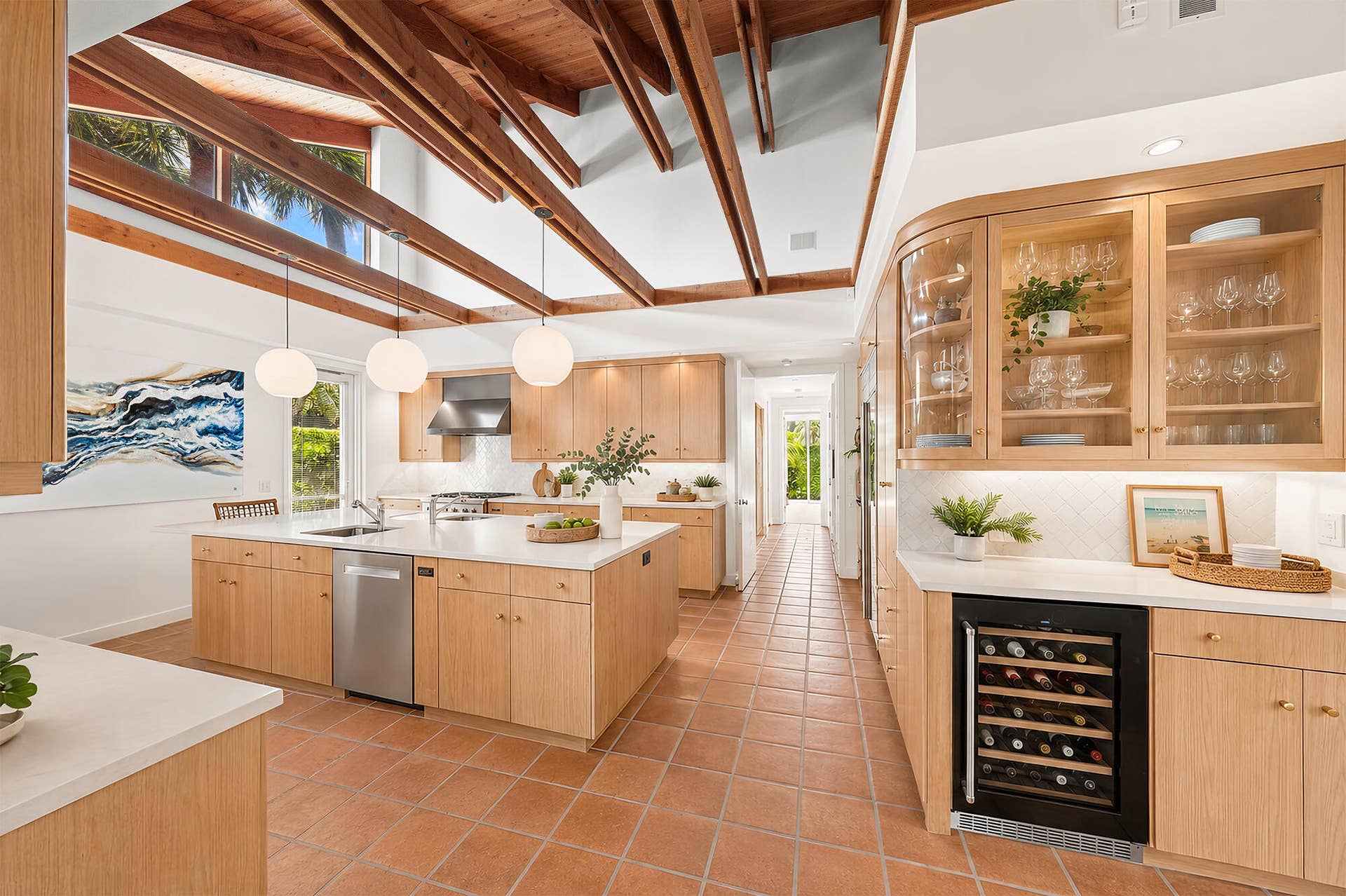 6 La Costa Way, Palm Beach, FL 33480 Kitchen - Virtually Staged