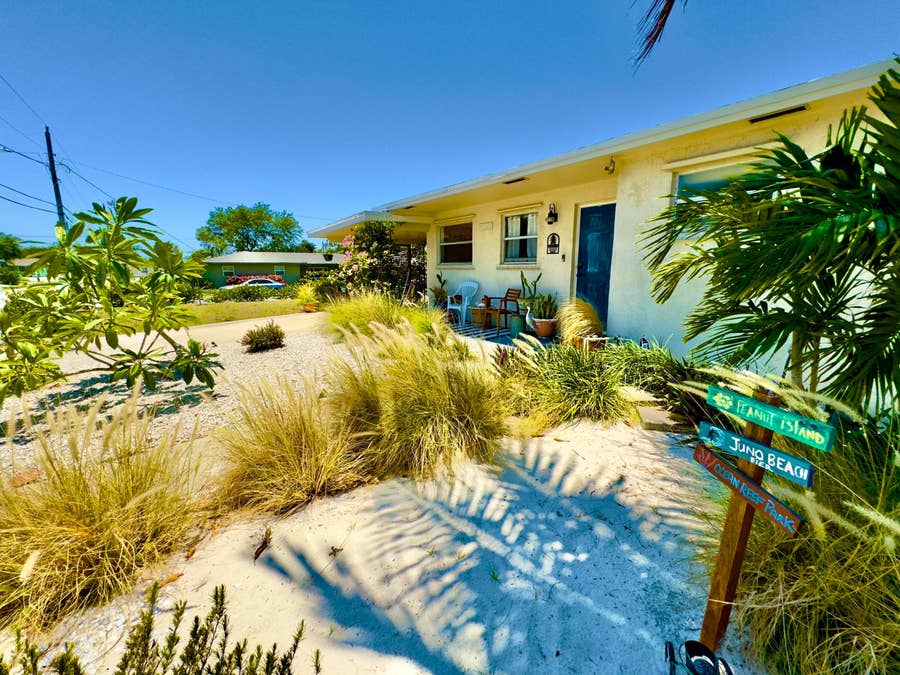 Property photo for 2401 Avenue Q, West Palm Beach, FL