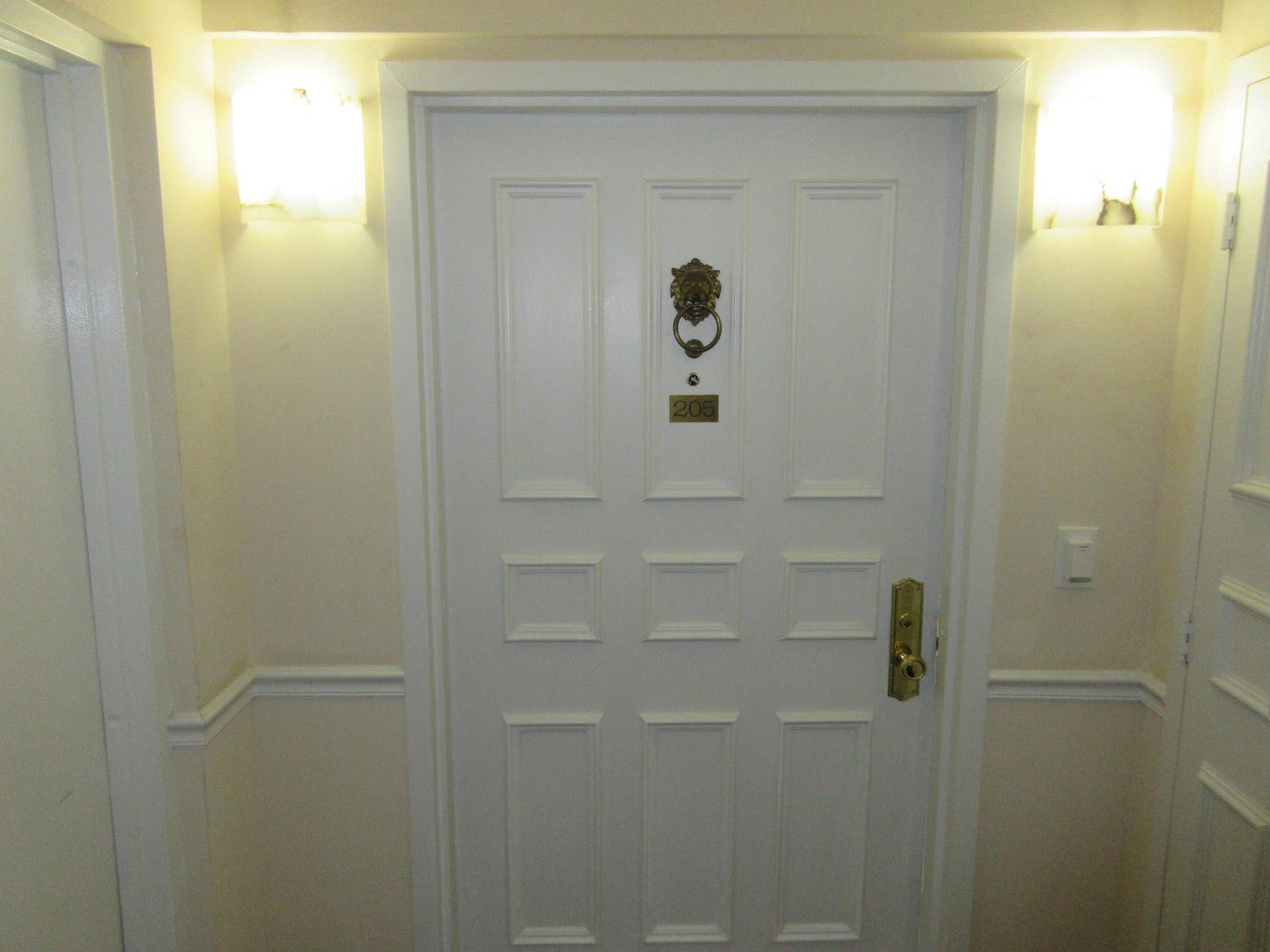 2200 S Ocean Lane, #205, Fort Lauderdale, FL 33316 IMG_2271