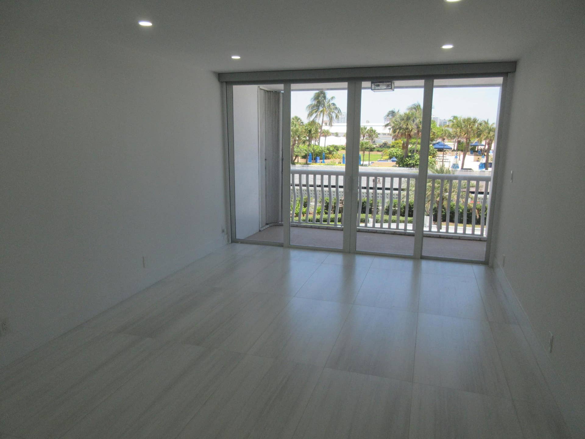 2200 S Ocean Lane, #205, Fort Lauderdale, FL 33316 IMG_2294