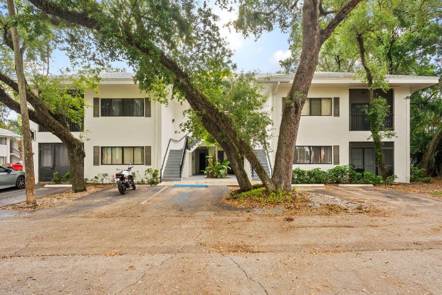 Property photo for 2550 SW 18th Terrace, #2103, Fort Lauderdale, FL
