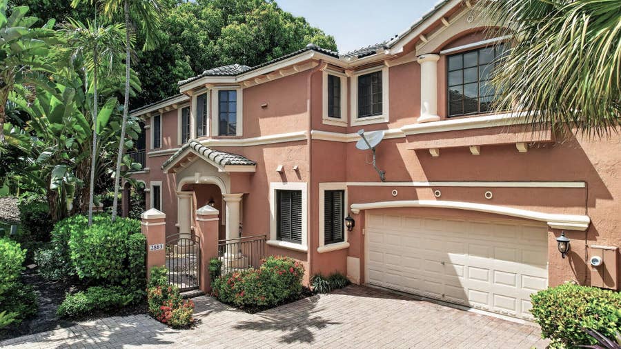 Property photo for 2883 Kinsington Circle, Weston, FL
