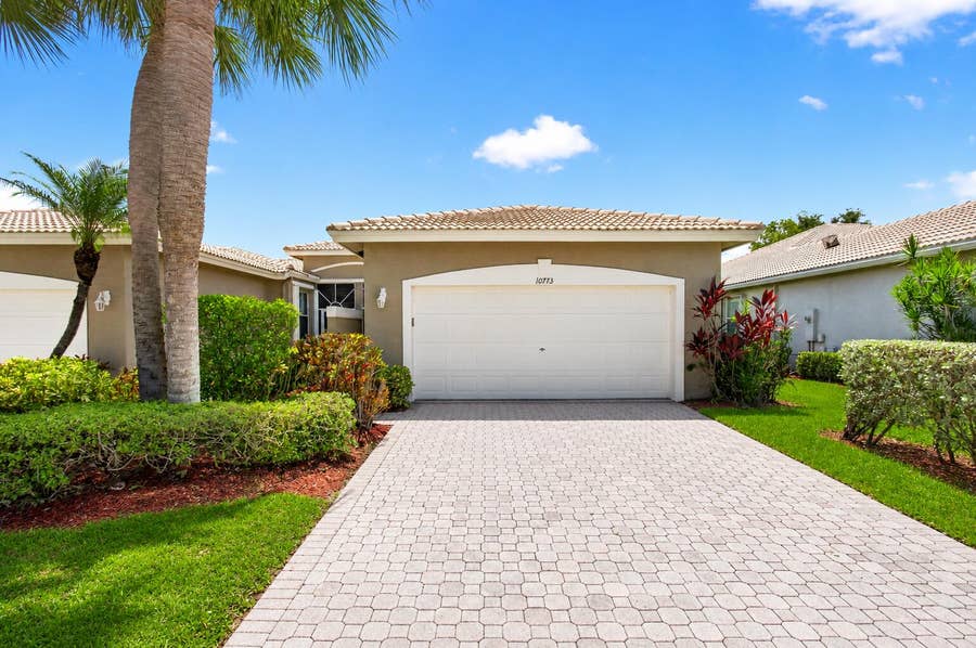 Property photo for 10773 Royal Caribbean Circle, Boynton Beach, FL