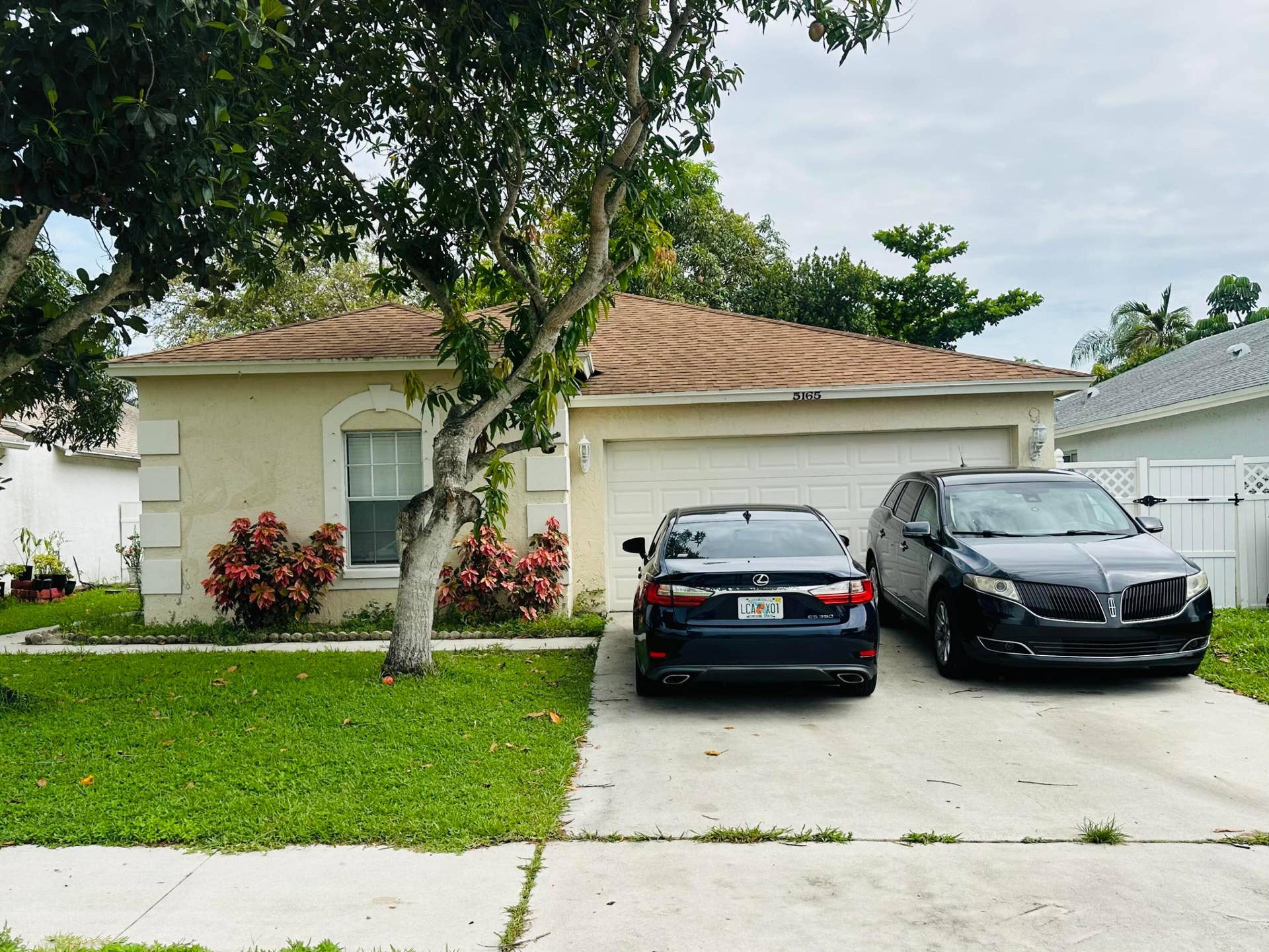 5165 Foxhall Pl, West Palm Beach, West Palm Beach, FL 33417 Front Exposure