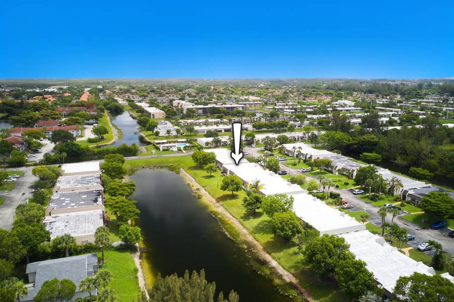 Property photo for 175 Lake Susan Lane, West Palm Beach, FL