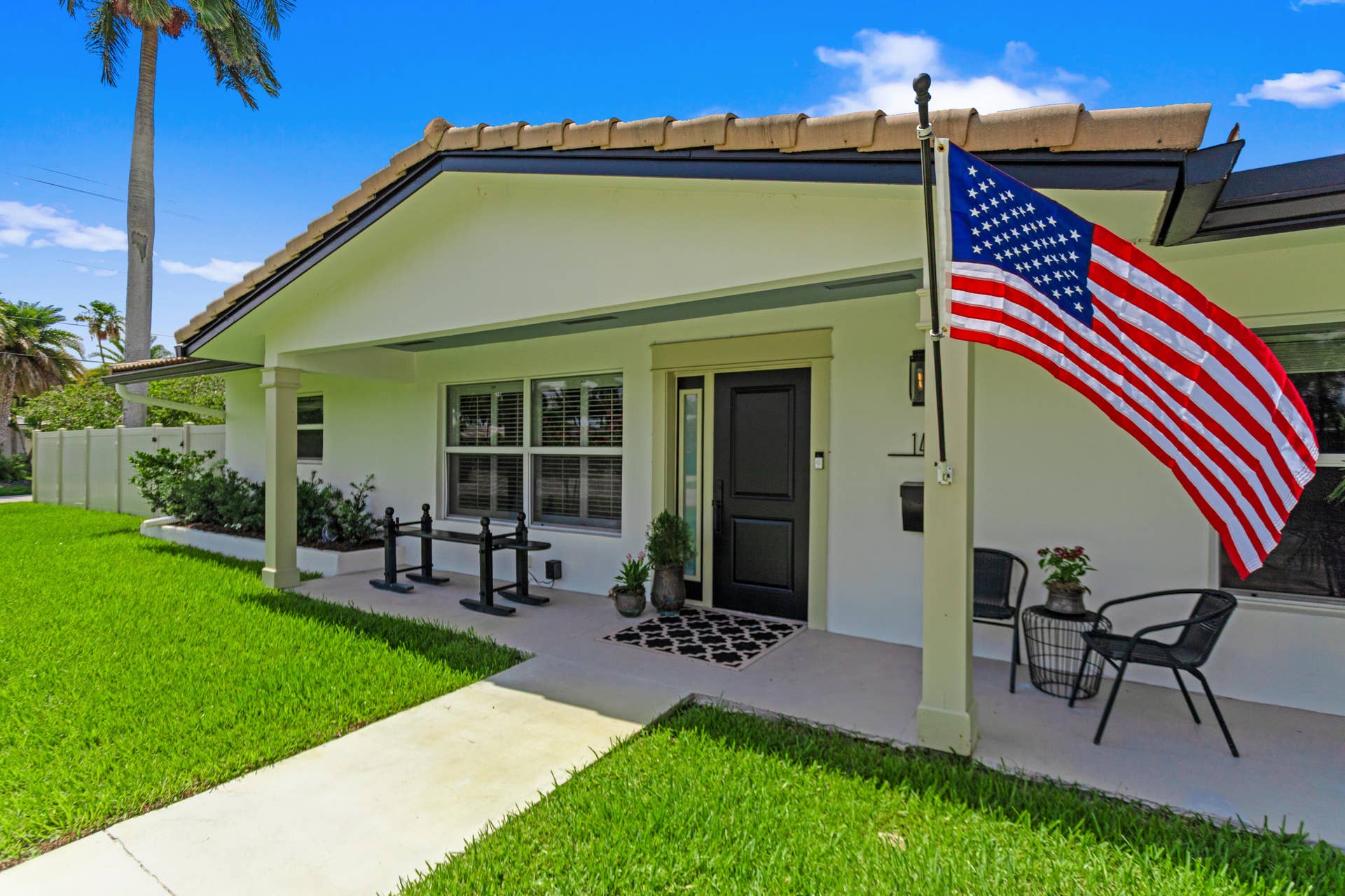 1420 NE 42nd Court, Oakland Park, FL 33334 585A2296