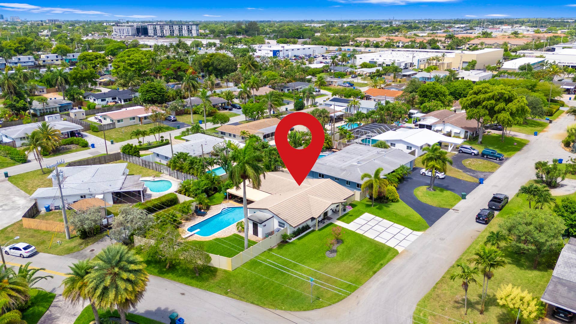 1420 NE 42nd Court, Oakland Park, FL 33334 DJI_20260611114546_0839_D copy