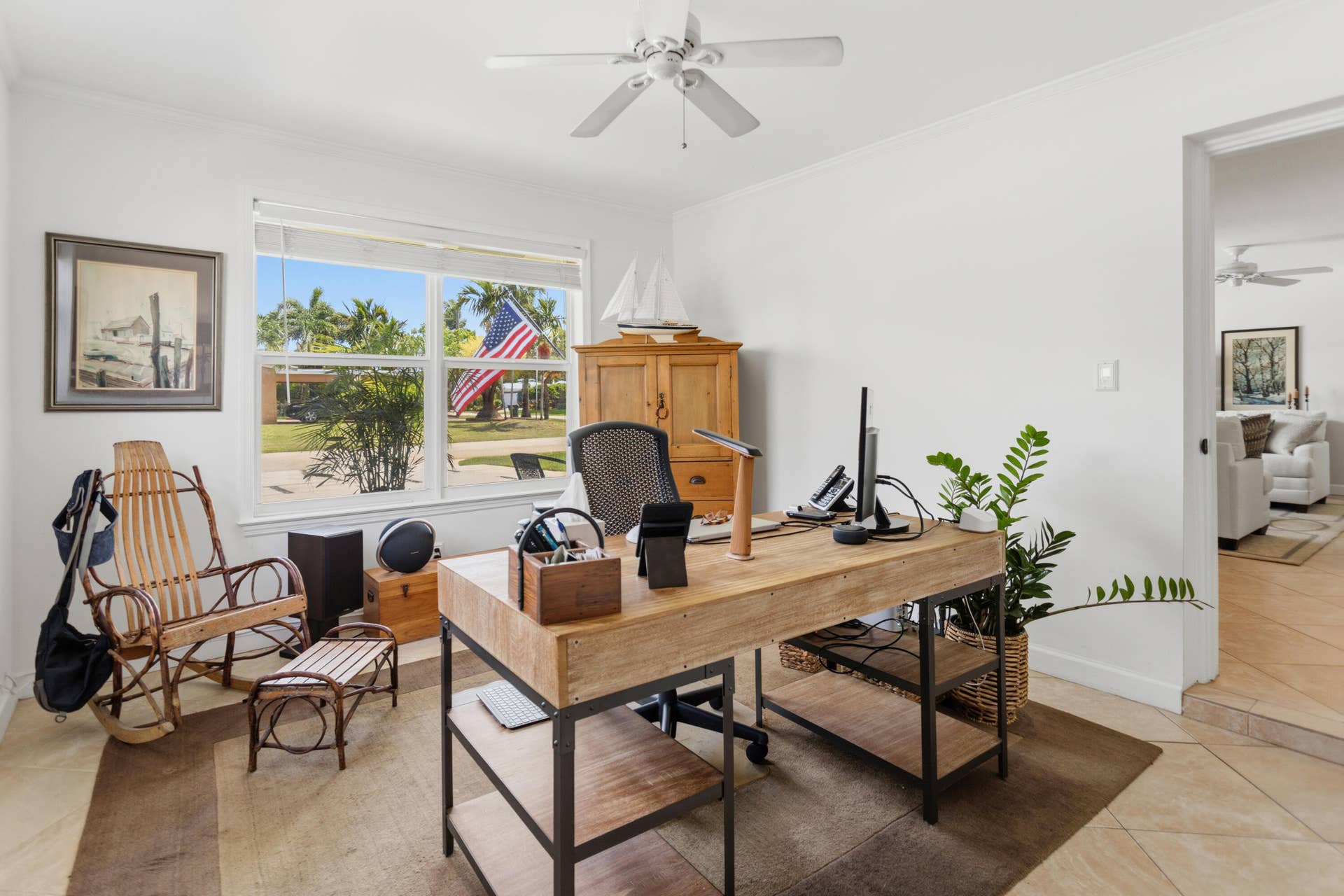 1420 NE 42nd Court, Oakland Park, FL 33334 Office/Den